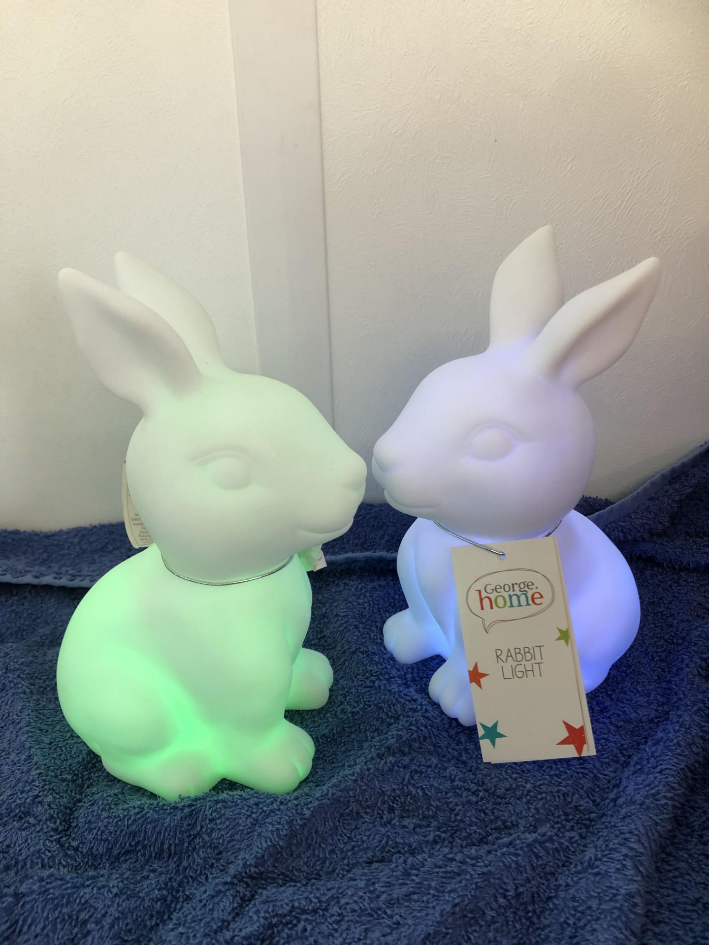 6 BOXES X 2 RABBIT LIGHTS COLOUR CHANGING BATTERY OPERATED (TOTAL QUANTITY 12)