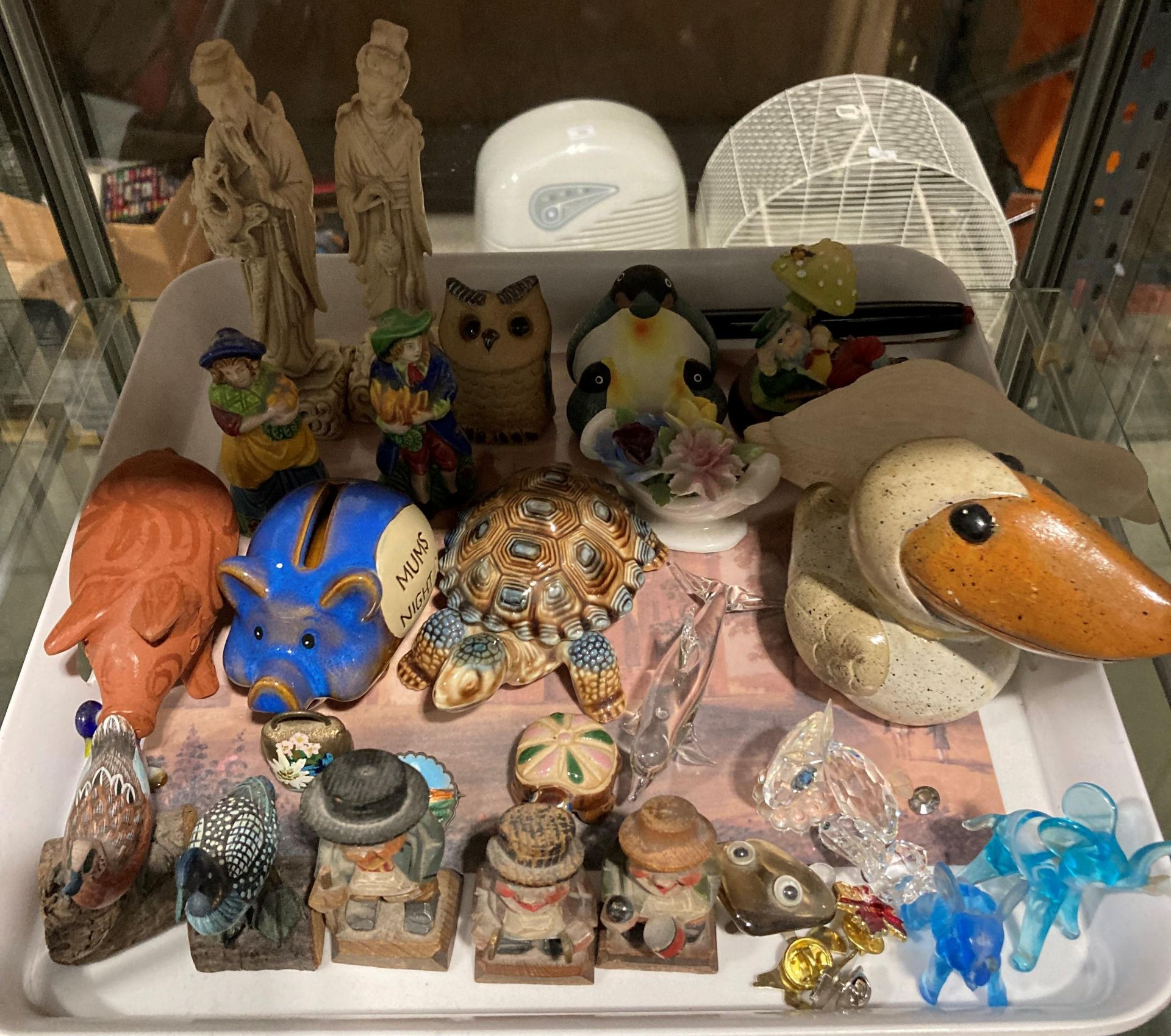 Contents to two shelves - miniature figurines and animals, a Country Arts 'Robin on trowel', - Image 2 of 3