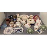 Contents to tray - a reproduction Leeds Pottery creamware oval basket,