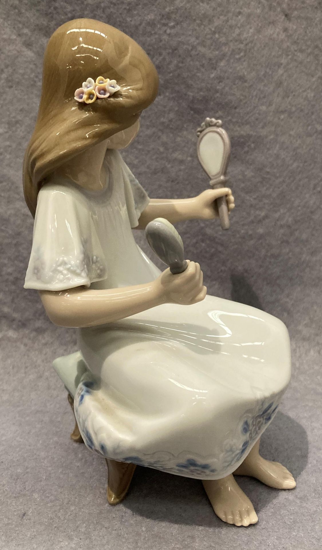 A Lladro figurine 'I feel pretty', no. - Image 2 of 4