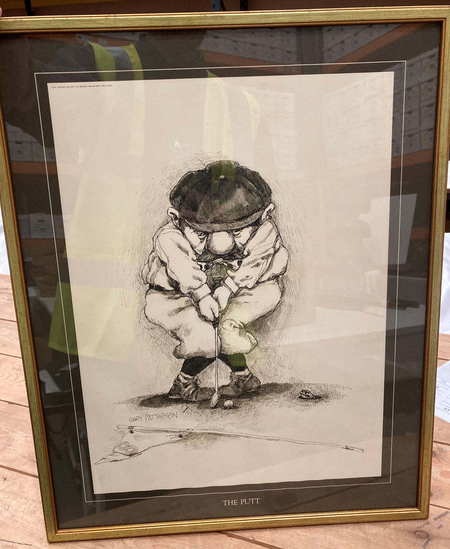 Gary Patterson framed golfing print 'The Putt', 43cm x 32cm.