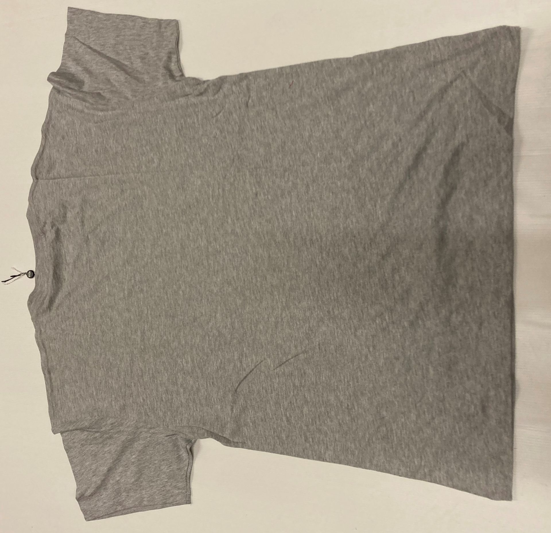3 x items - 1 x Hera bear printed hoodie, grey (size L) and 2 x Hera oversized t-shirts, - Image 3 of 4