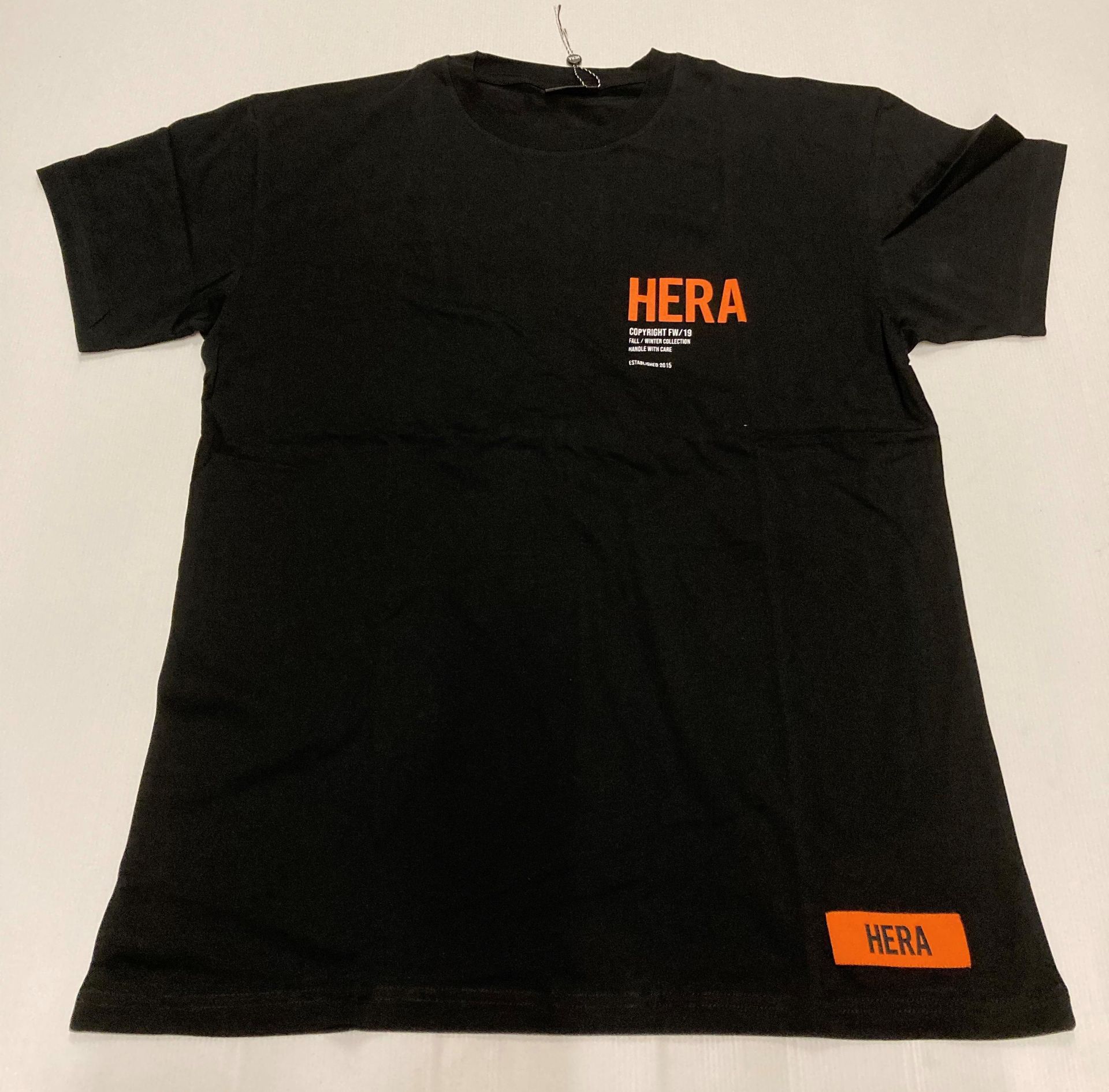 4 x items - 3 x Hera t-shirts, black with blue and pink text (2 x L, 1 x M) and 1 x Hera t-shirt, - Image 3 of 4