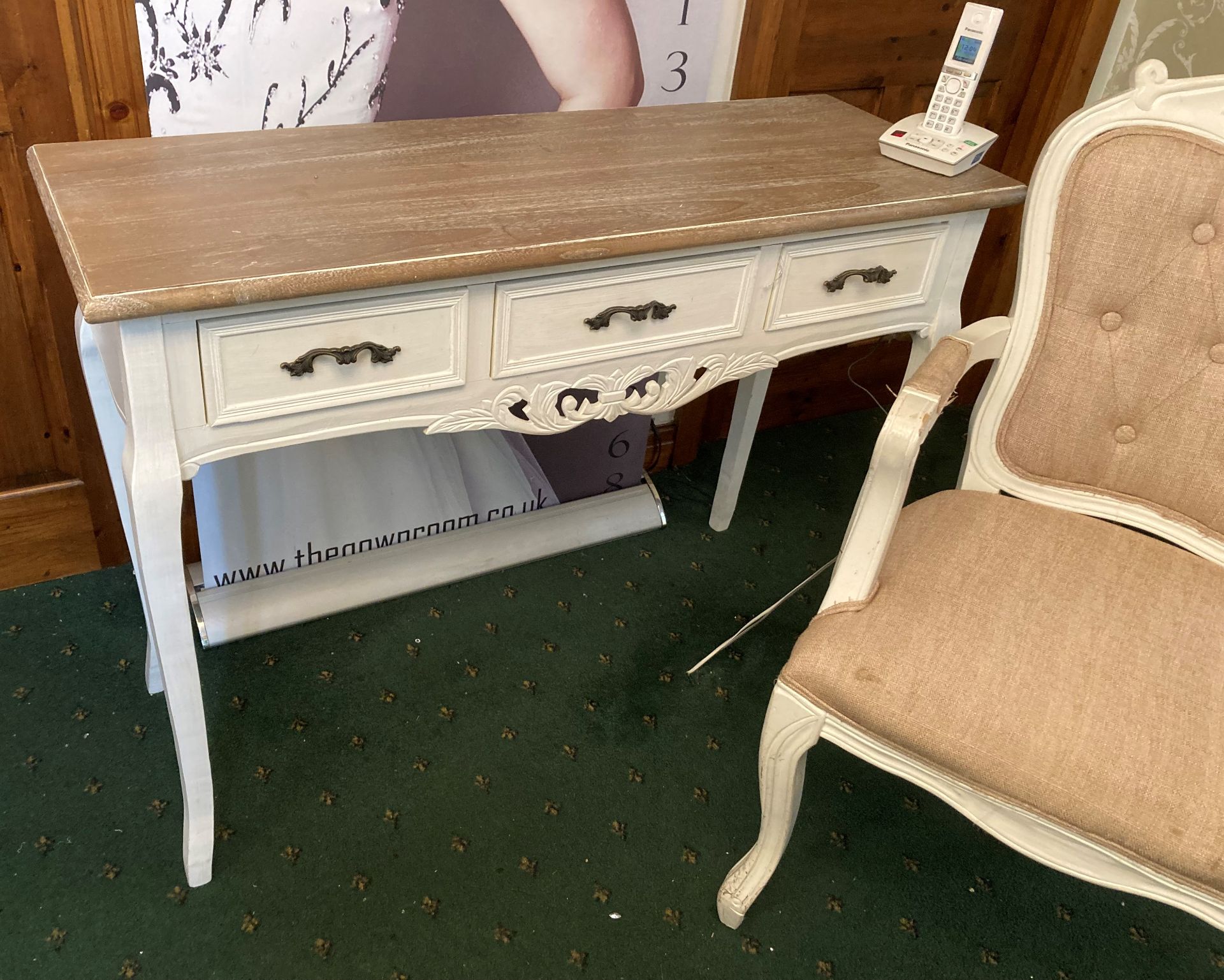 A small white painted three drawer desk 110 x 40 x 80cm high, - Image 3 of 3