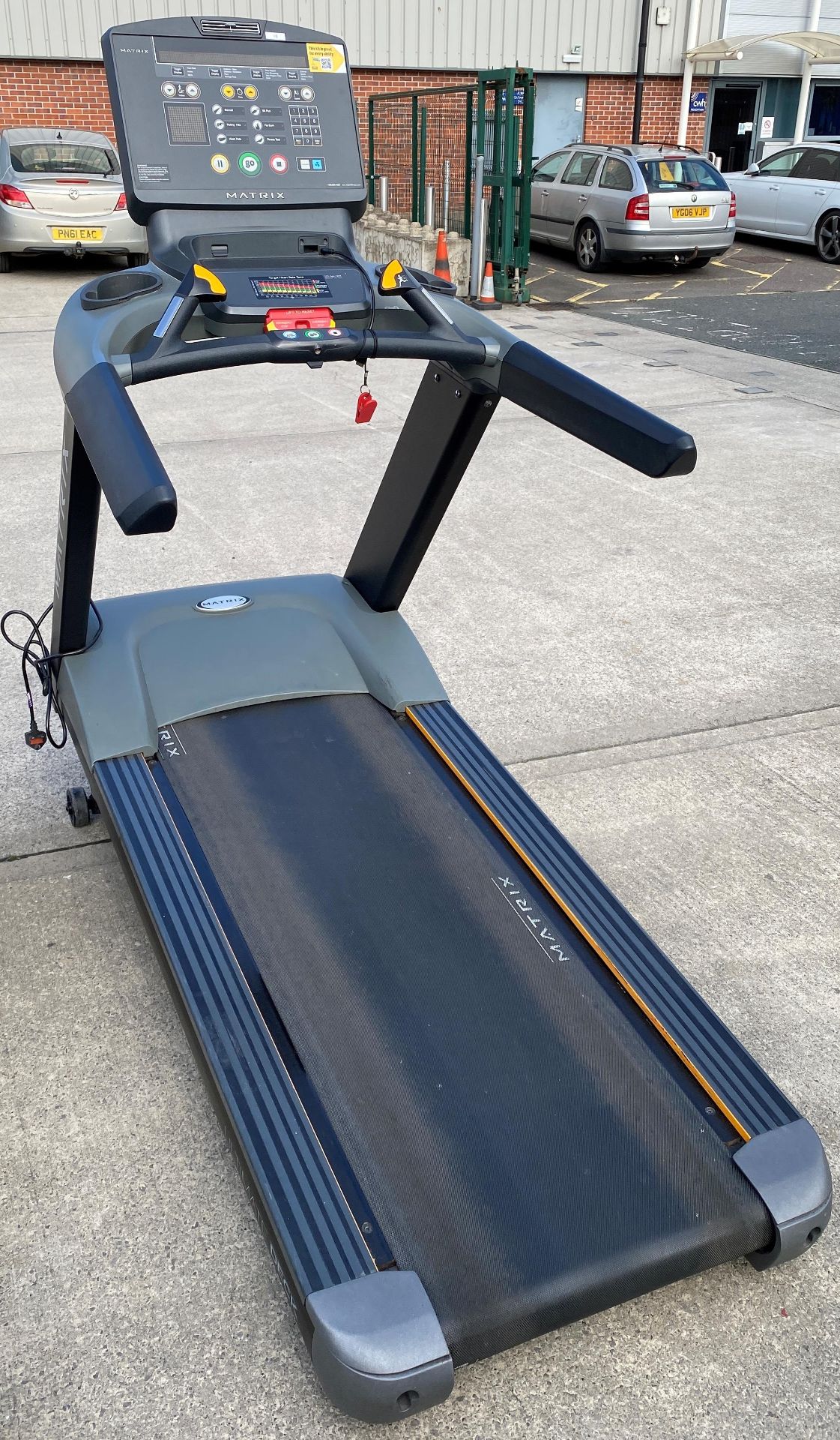 Matrix T5x Treadmill (YOM 2015) - Image 2 of 7