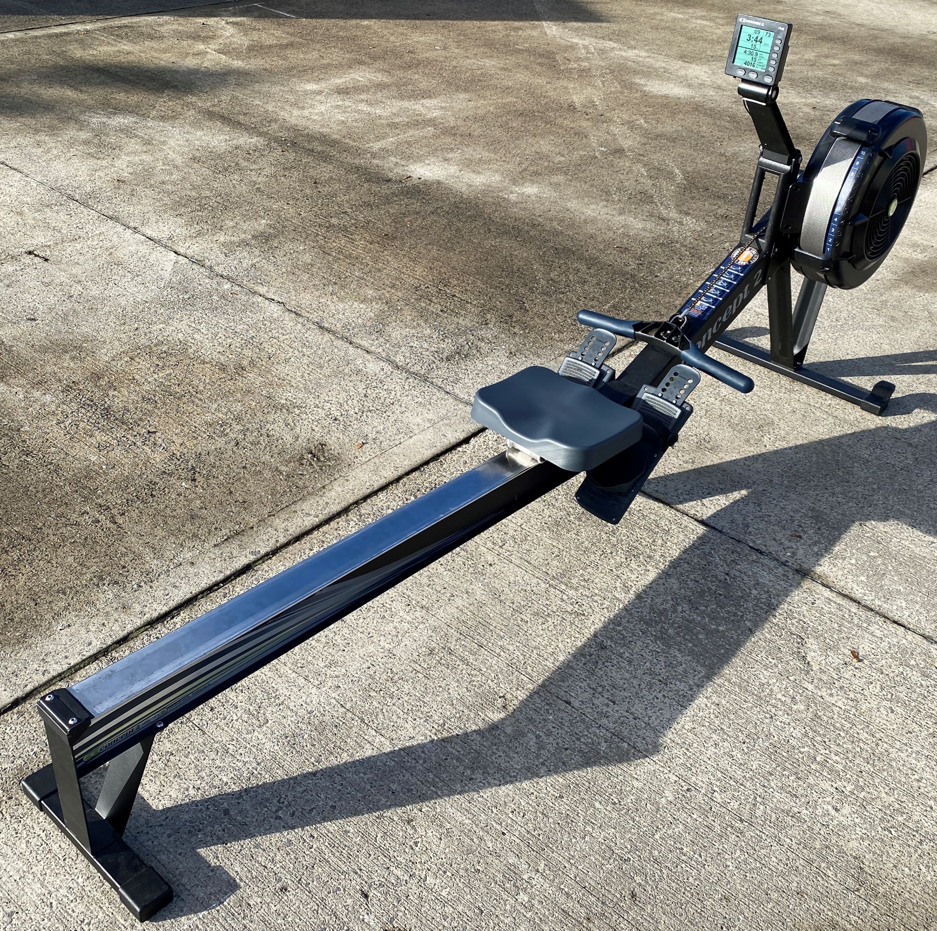 Concept 2 Model D Ergo Indoor Rowing Machine (C5)