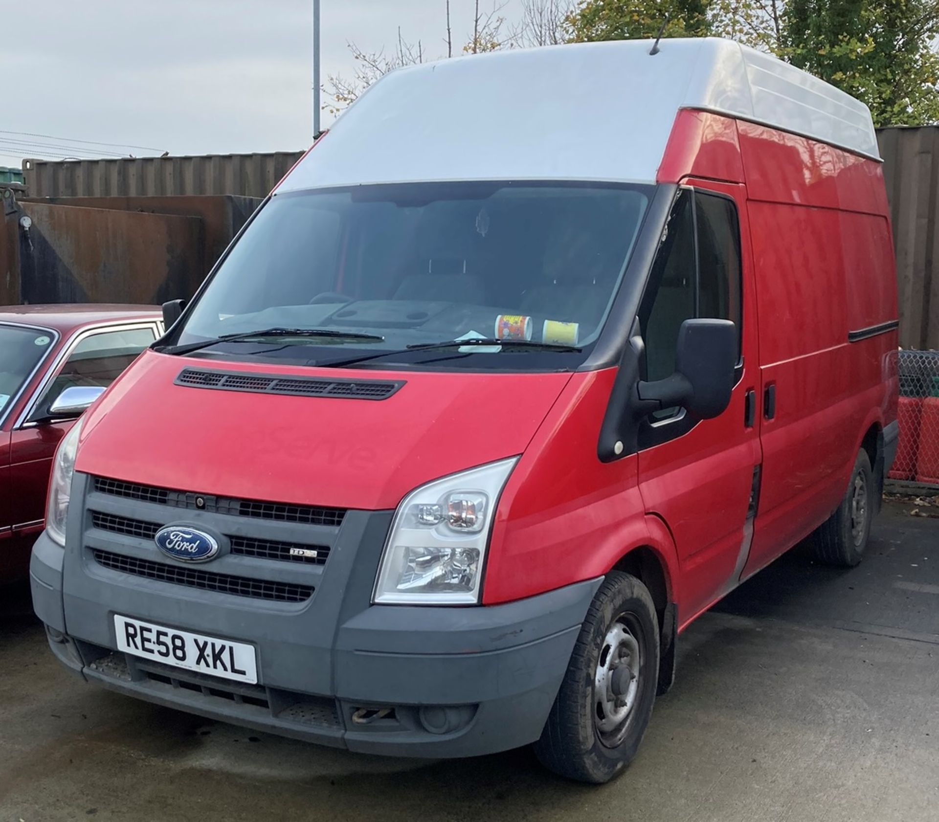 FORD TRANSIT 2.2 110 T300M FWD PANEL VAN - Diesel - Red. On the instructions of: A retained client. - Image 2 of 8