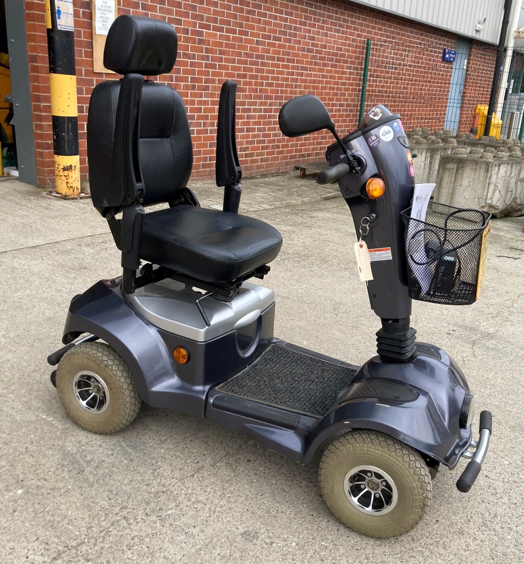 MERCURY REGATTA FOUR WHEEL MOBILITY SCOOTER - Electric - Grey.