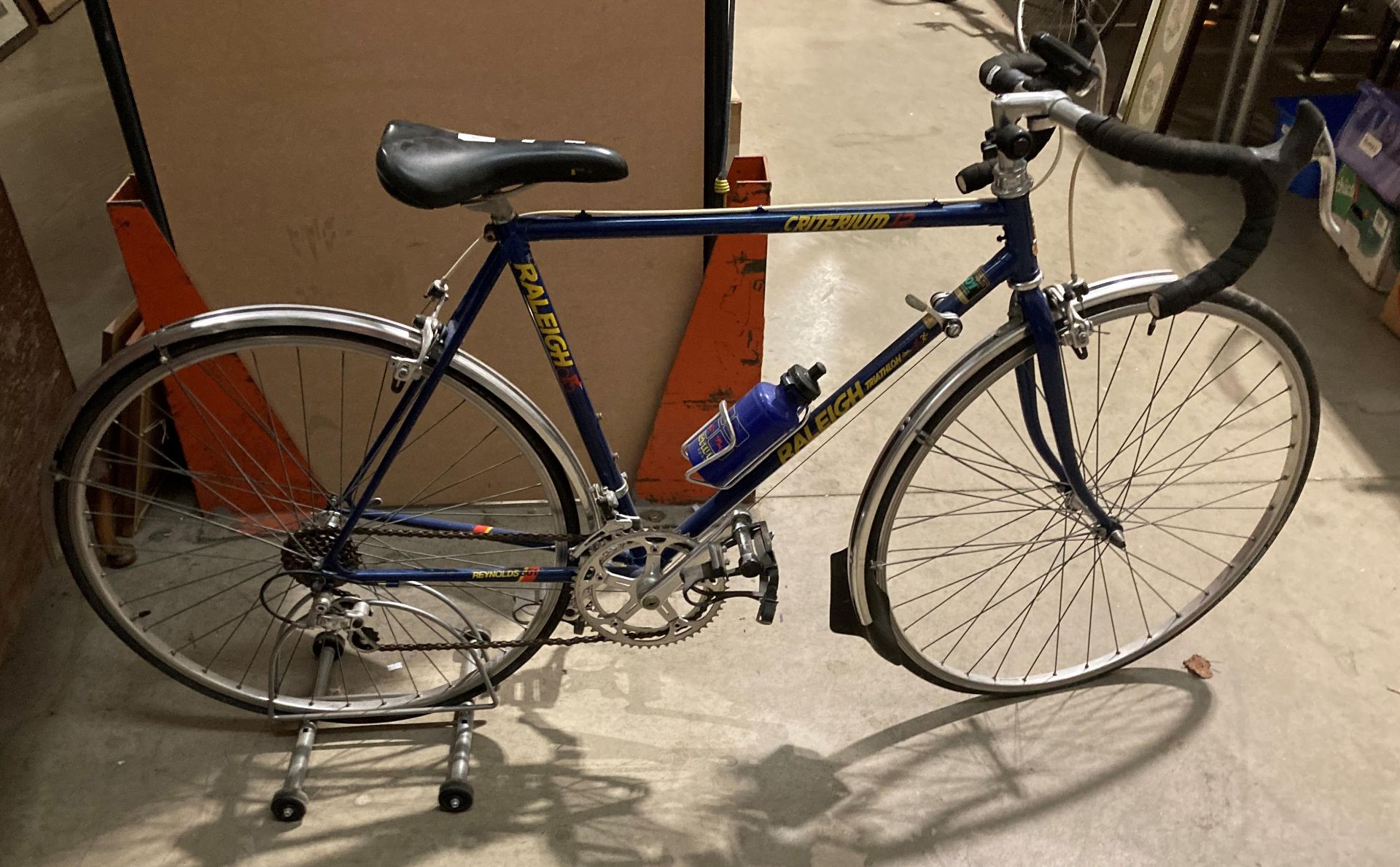 A Raleigh Criterium 12 Reynolds 501 Triathlon 12 speed 21" frame road racing bicycle in blue