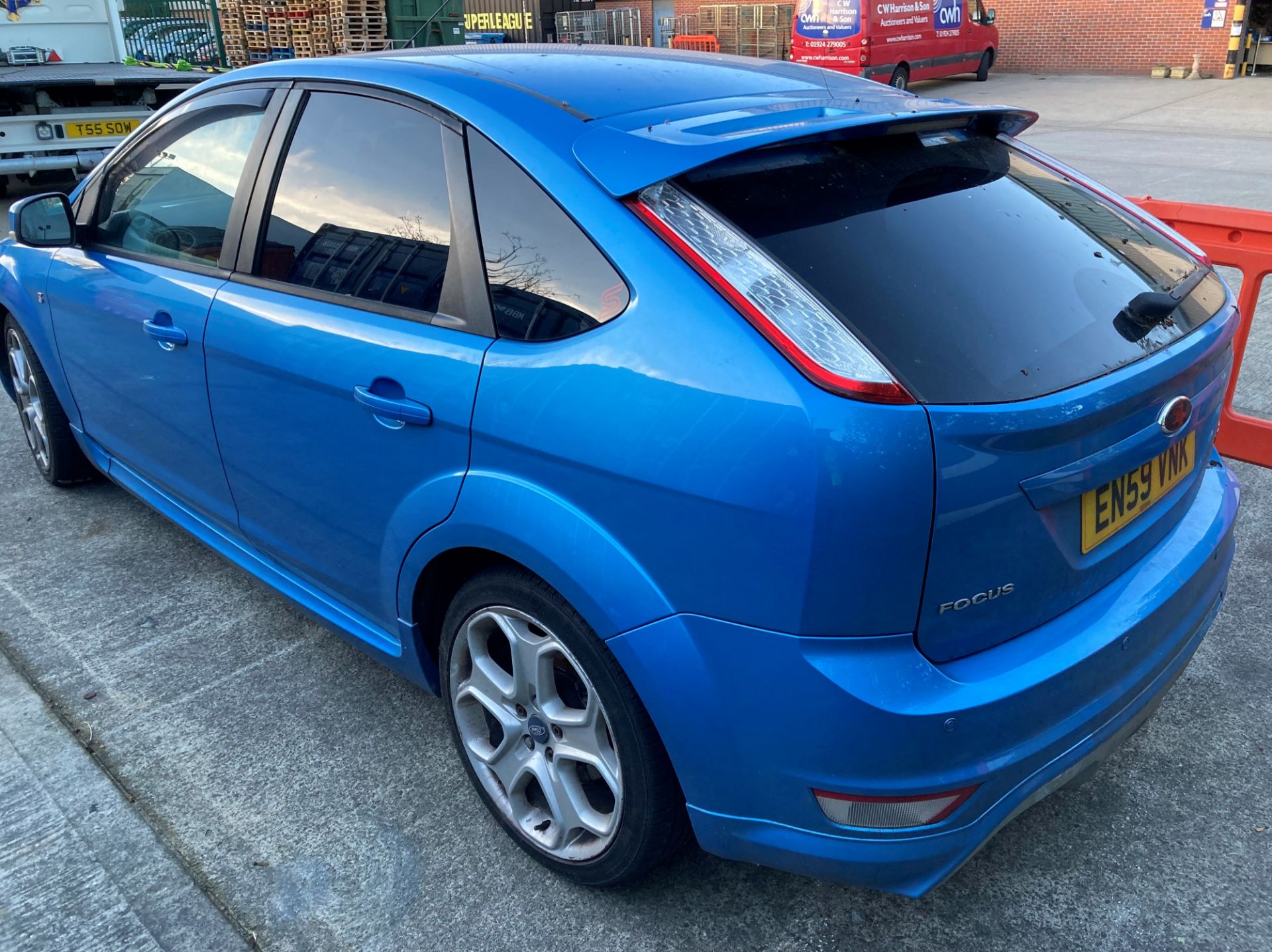 FORD FOCUS ZETEC S 115 TDCI 1.8 FIVE DOOR HATCHBACK - Diesel - Blue. - Image 6 of 17