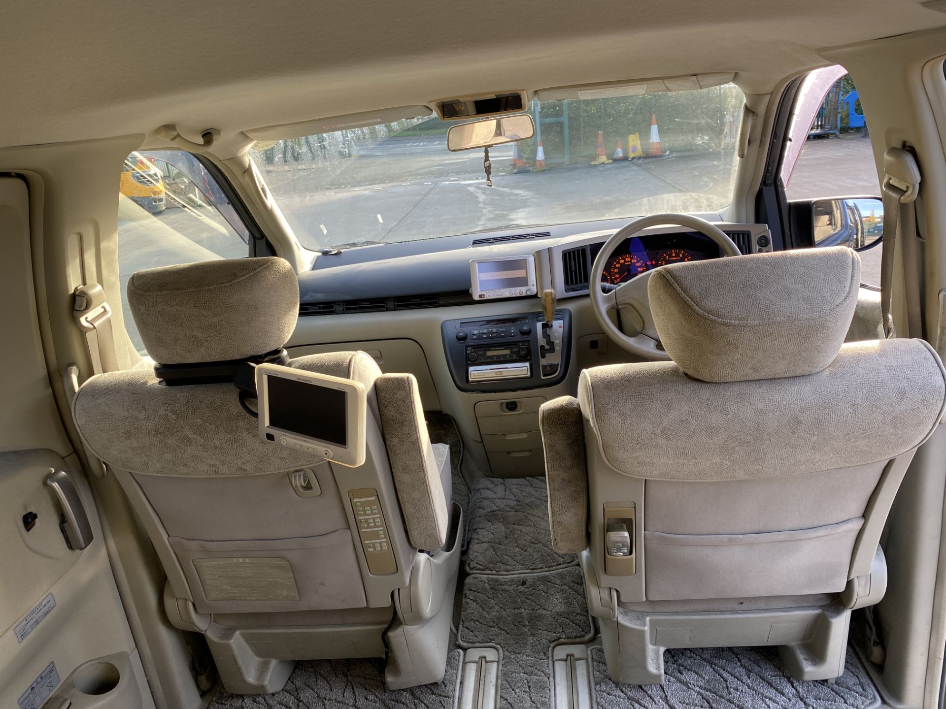 NISSAN ELGRAND 4X4 HIGHWAY STAR SPEC 3. - Image 20 of 27