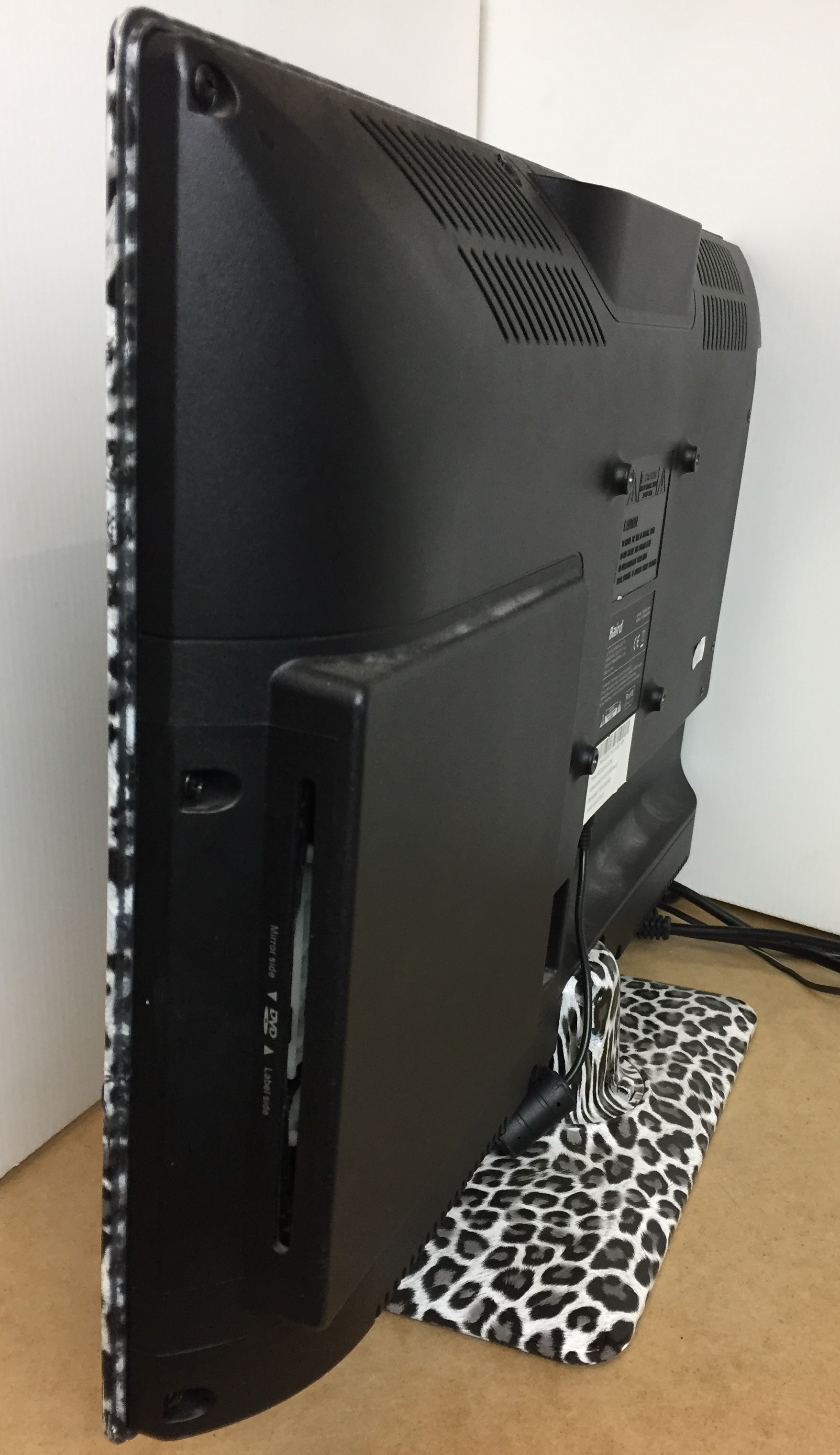 Baird T12205 DVD/AR leopard skin pattern combined 22 inch TV/DVD player (no remote) (Saleroom - Image 3 of 3