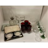 Glass oil lamp, other glassware, etc.