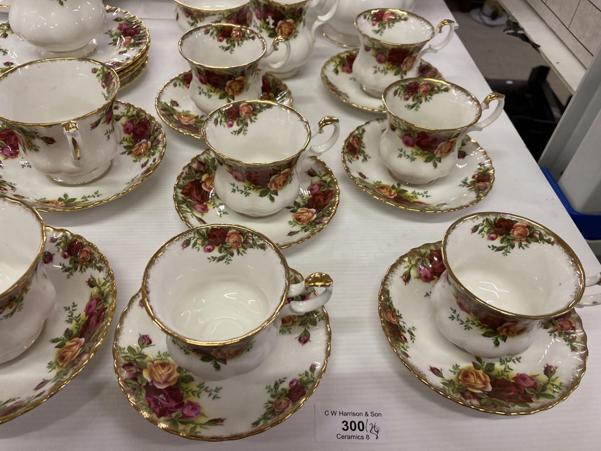 A Royal Albert 'Old Country Roses' 29 piece tea/coffee service comprising tea and coffee pots, - Image 3 of 4