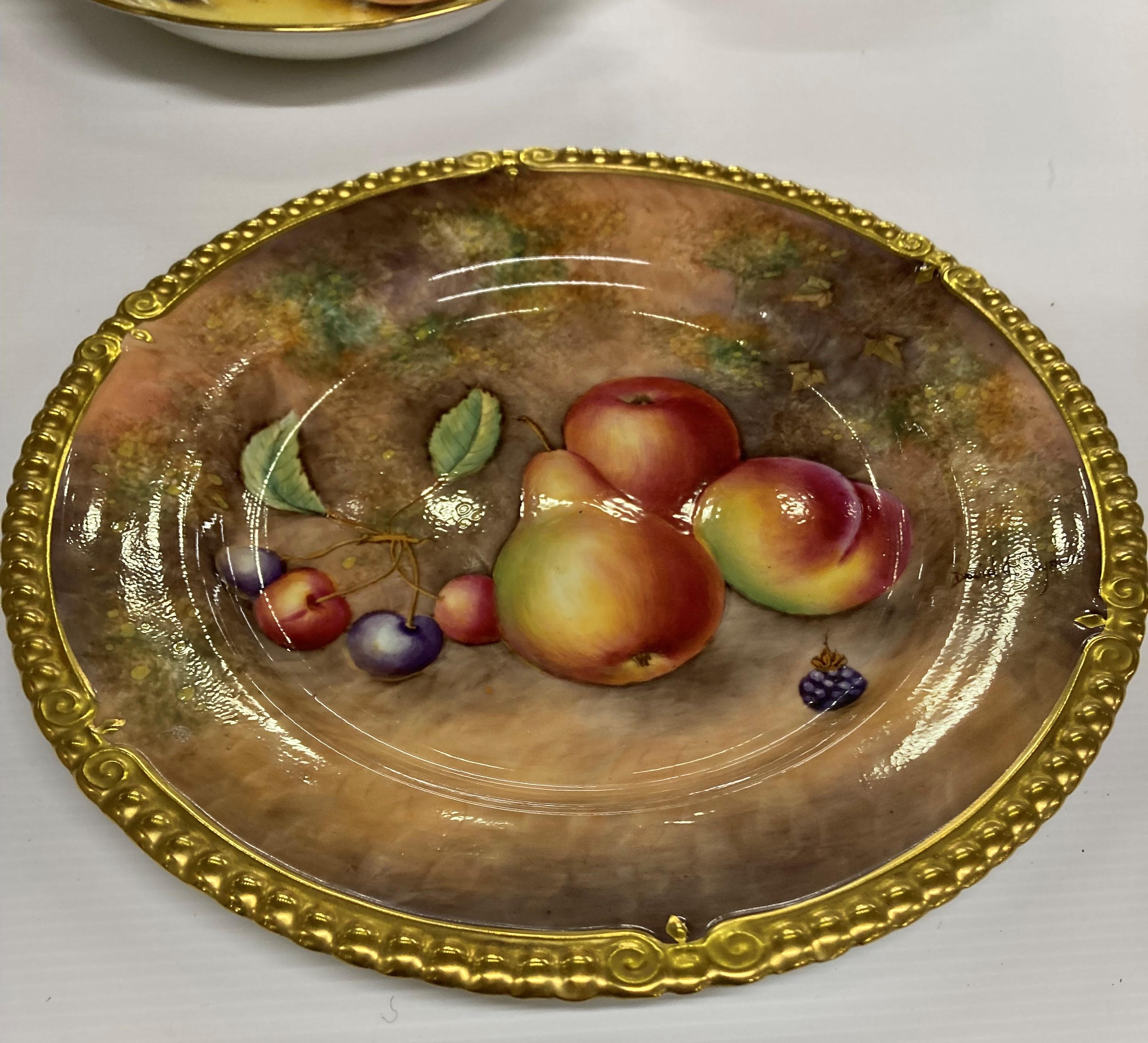 An Aynsley Fine Art Collection fruit plate 27cm - hand painted and signed by David J Scyner - Image 3 of 3