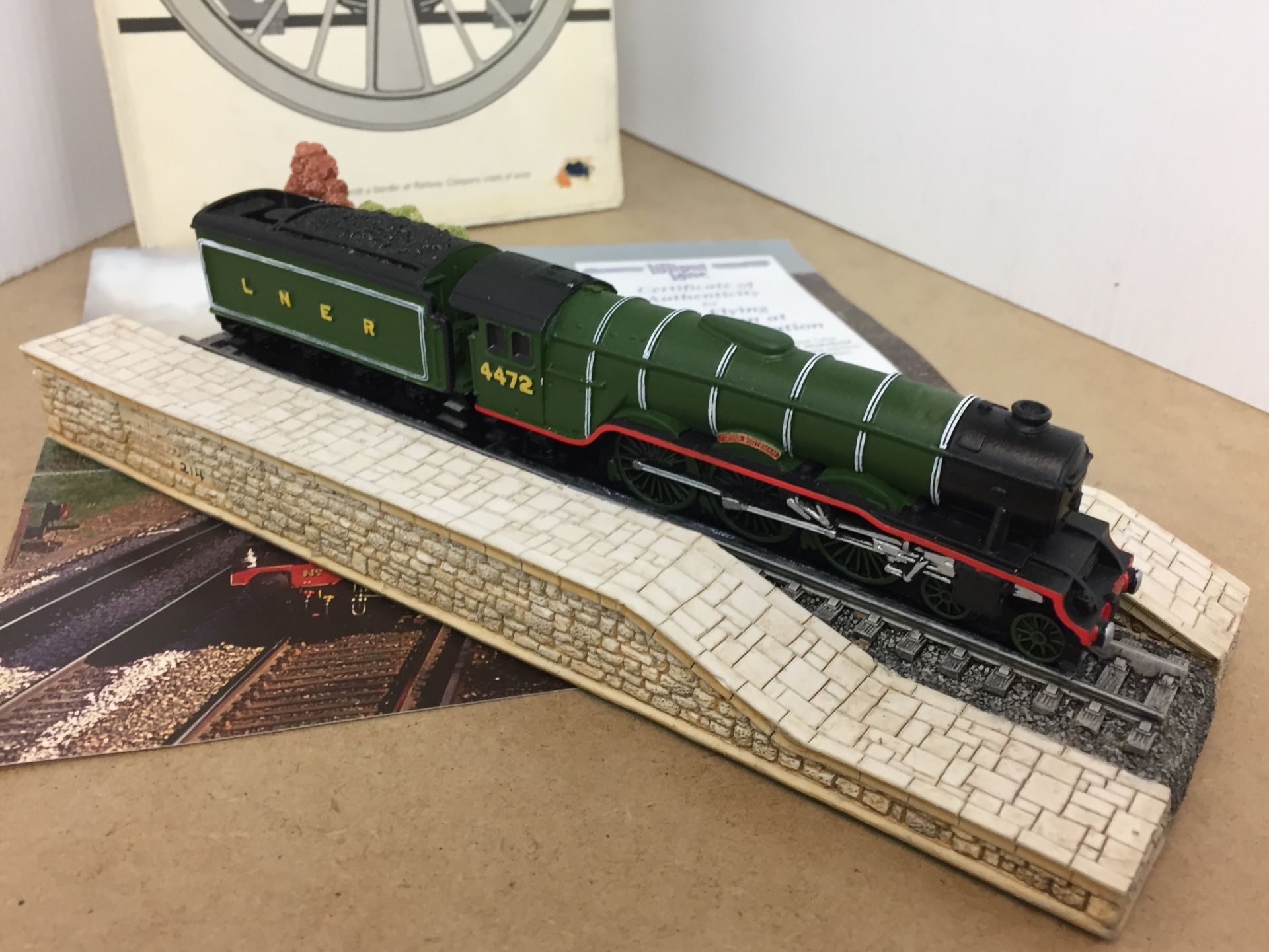 Two items - Lilliput Lane ceramic The Flying Scotsman at Wakefield Station 21cm long with - Image 3 of 3