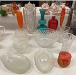 Contents to part of rack - assorted coloured and other glassware (saleroom location: S02)