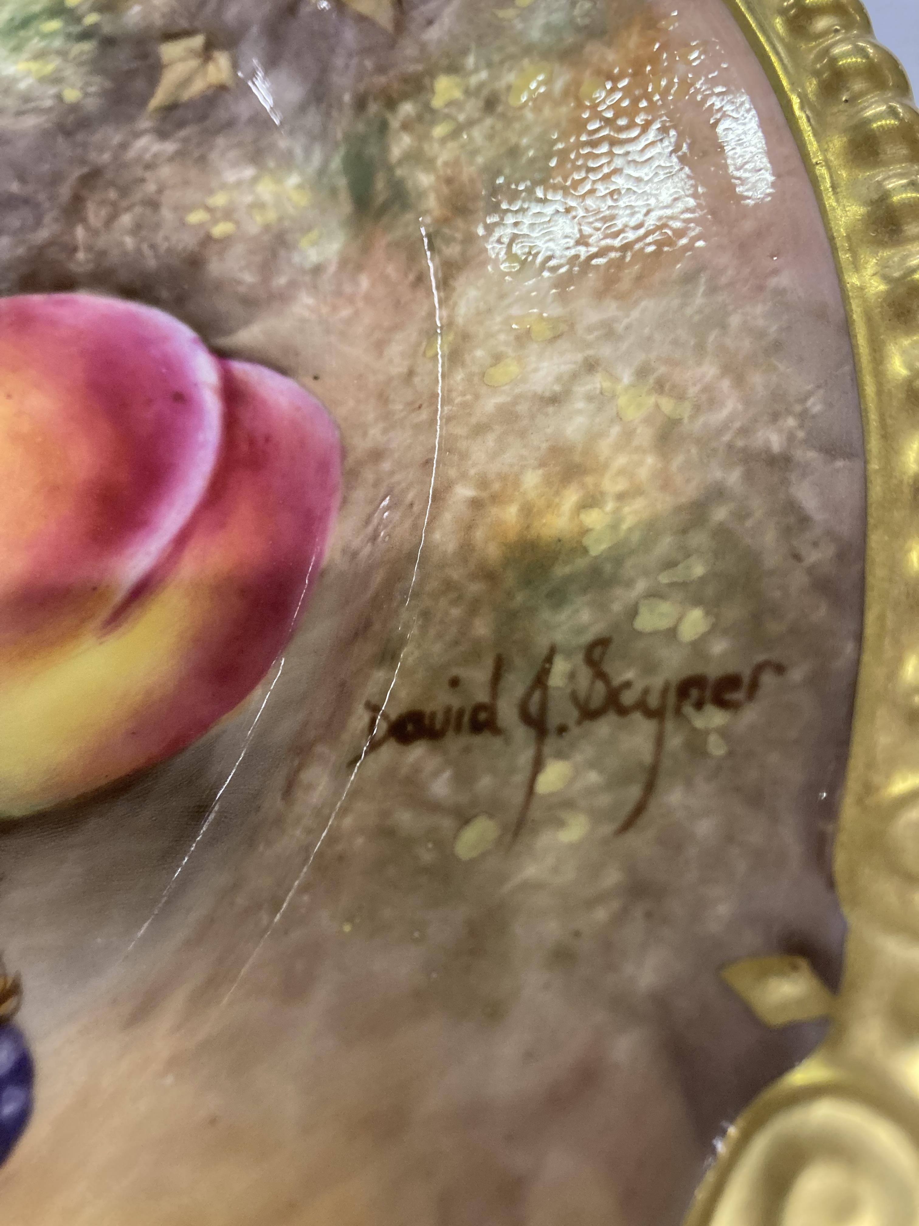 An Aynsley Fine Art Collection fruit plate 27cm - hand painted and signed by David J Scyner - Image 2 of 3