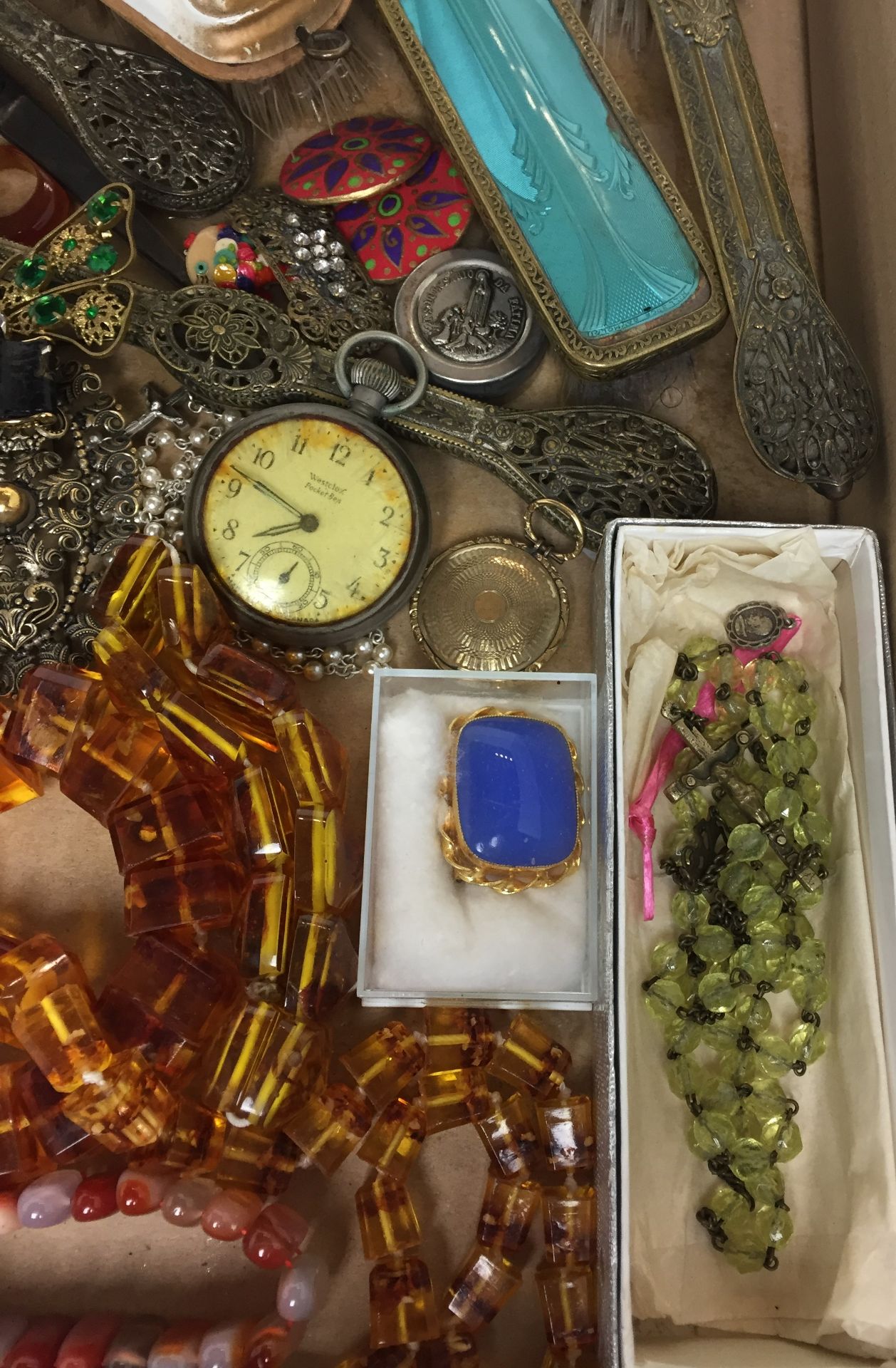 Contents to tray including costume jewellery, pill boxes, brush and mirror sets, watches, - Image 2 of 4