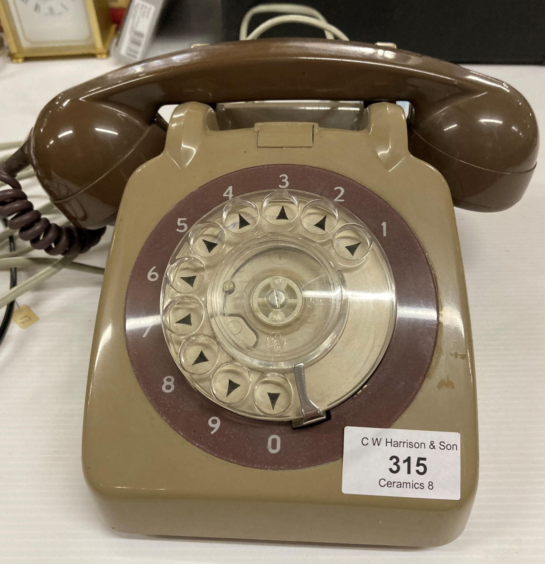 A vintage light brown plastic telephone no SPK N1900E244 (saleroom location: P08)