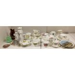 Contents to rack - Arklow bone china part tea service, yellow floral patterned,