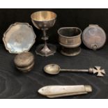 Eight items including chalice and stand by Pratt & Son, London in case (no hallmark),