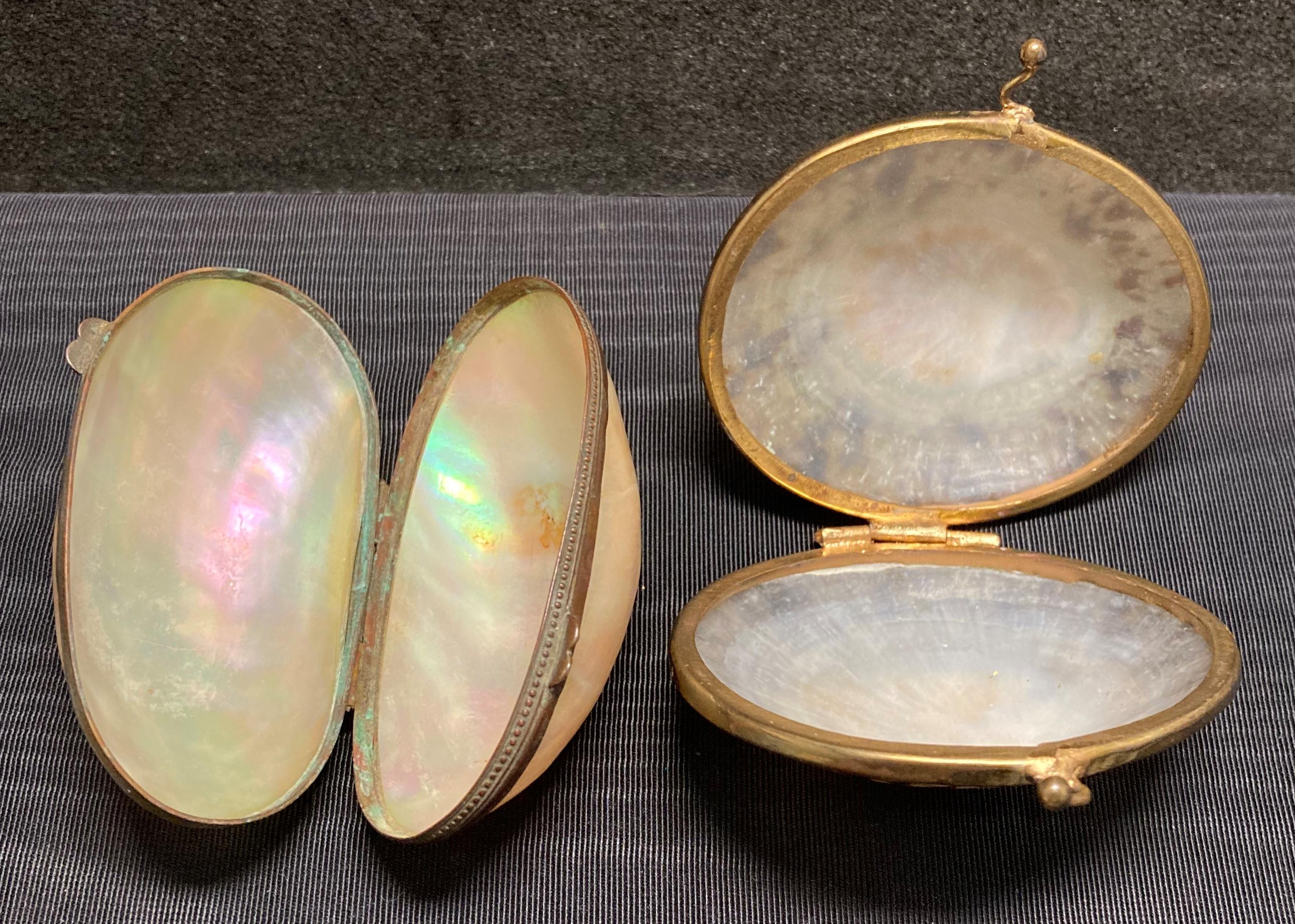 Two shell with brass hinges coin purses and a brass framed portrait of Marie Antoinette - Image 2 of 4