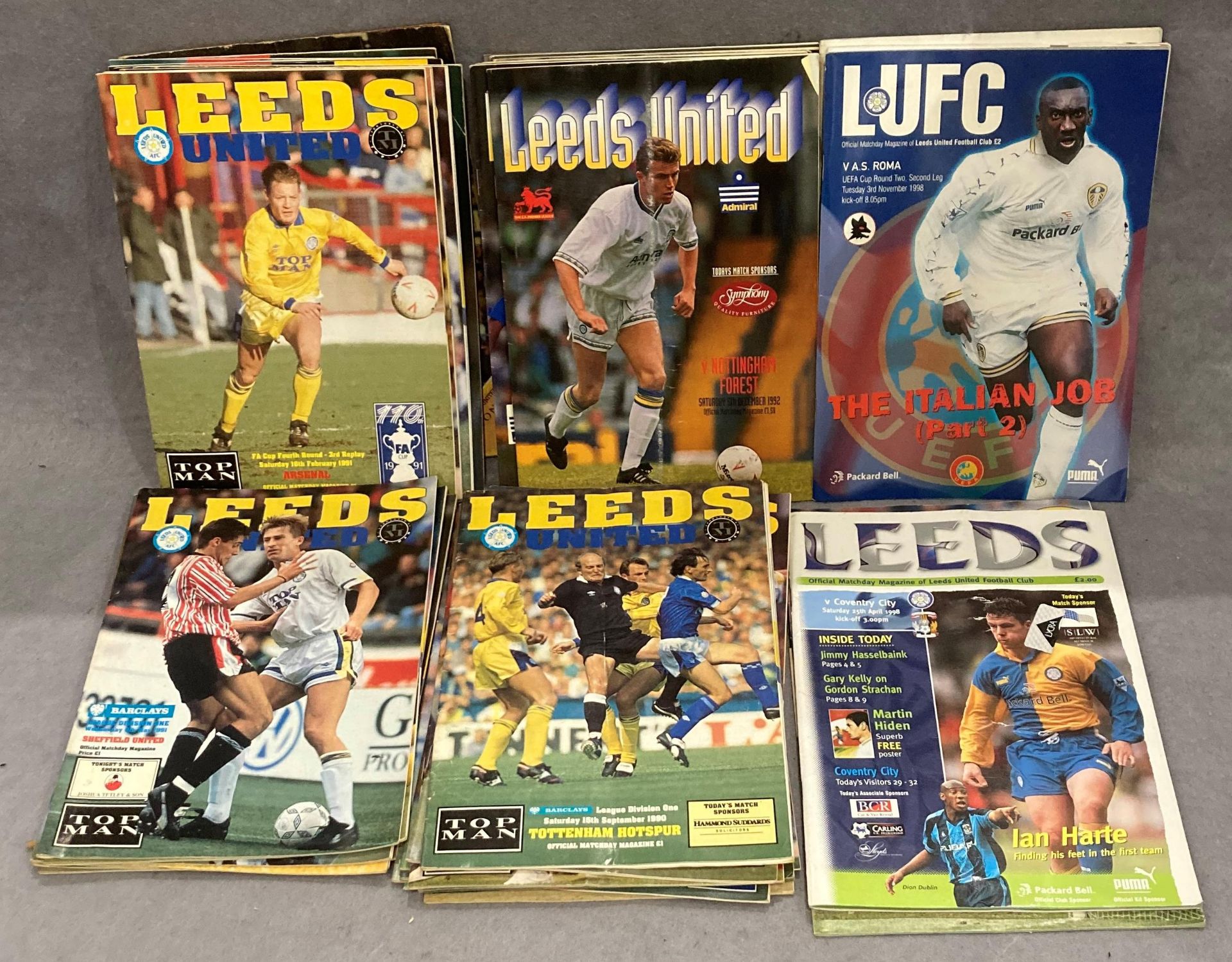Contents to tray approximately 40 Leeds United mainly home programmes circa 1991-1998 - Image 2 of 2