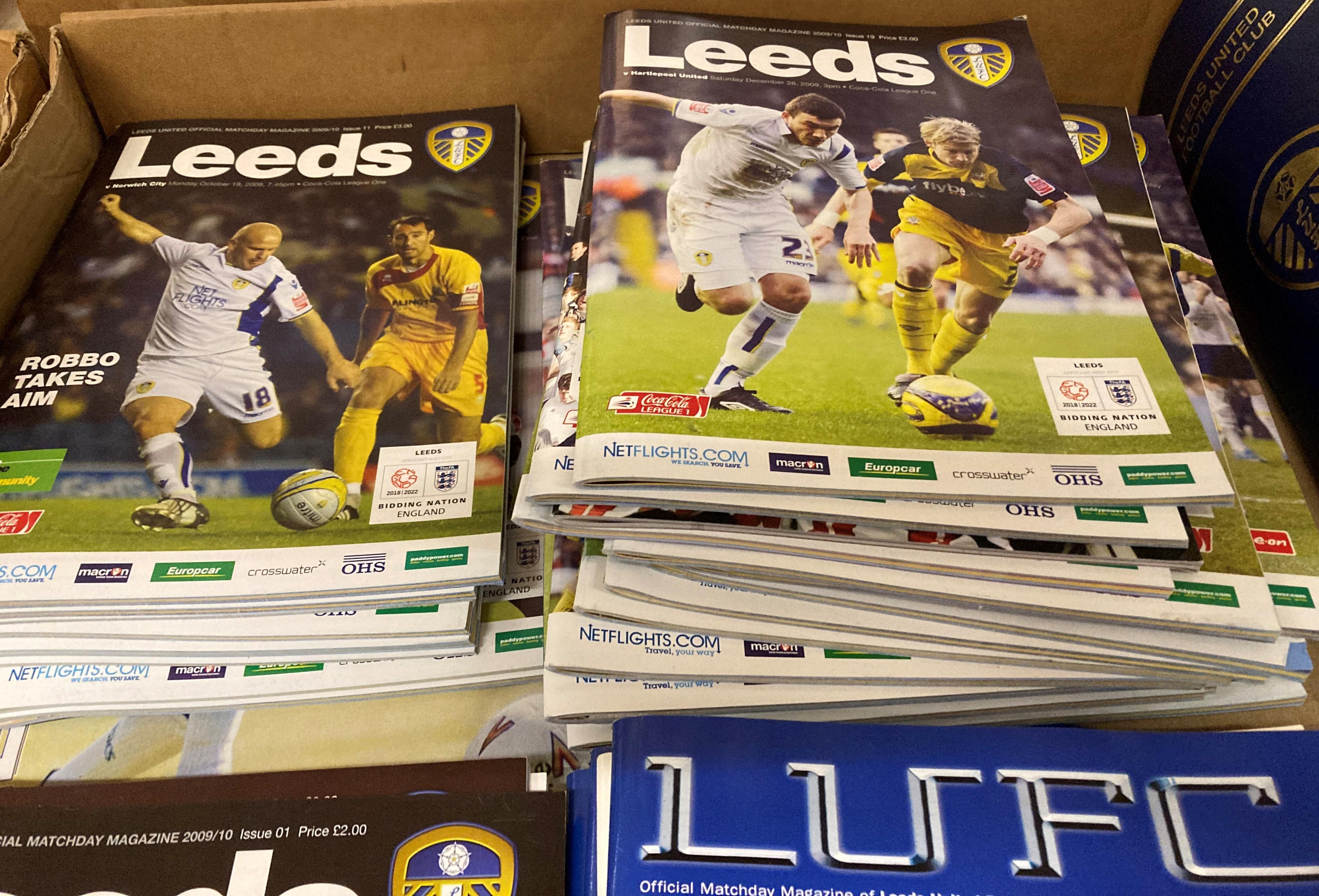 Contents to tray - a large quantity of mainly home Leeds United programmes 1999, - Image 5 of 7