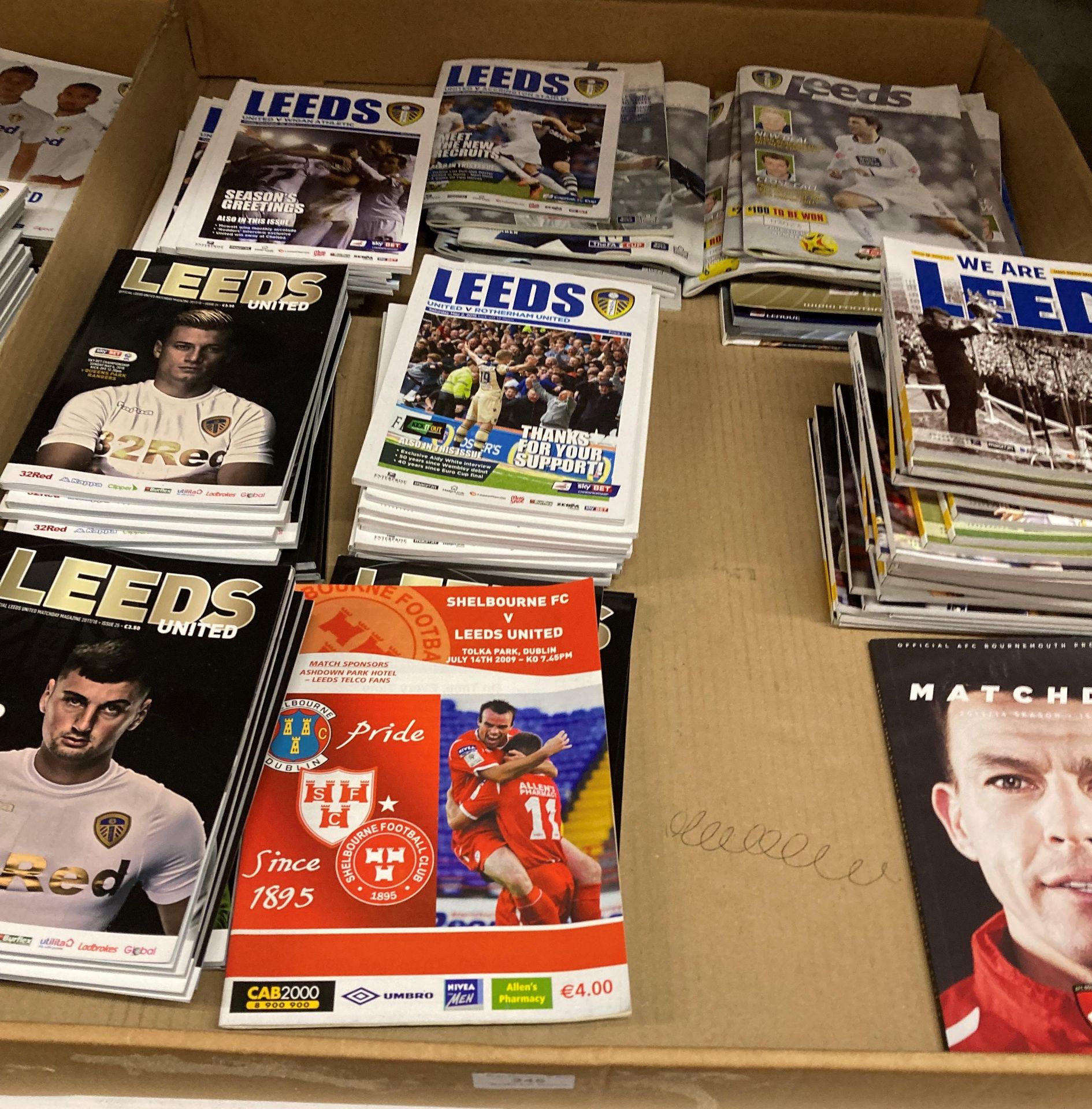 Contents to tray - a large quantity of Leeds United mainly home programmes mainly 2005/06, 2013/14,