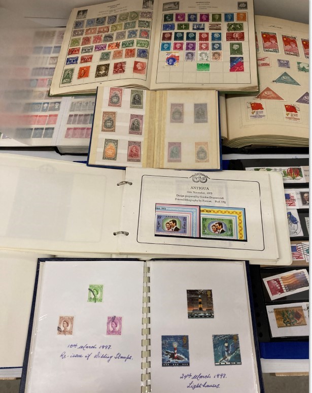 Contents to box - four larger stamp albums featuring World and GB stamps, - Image 3 of 8