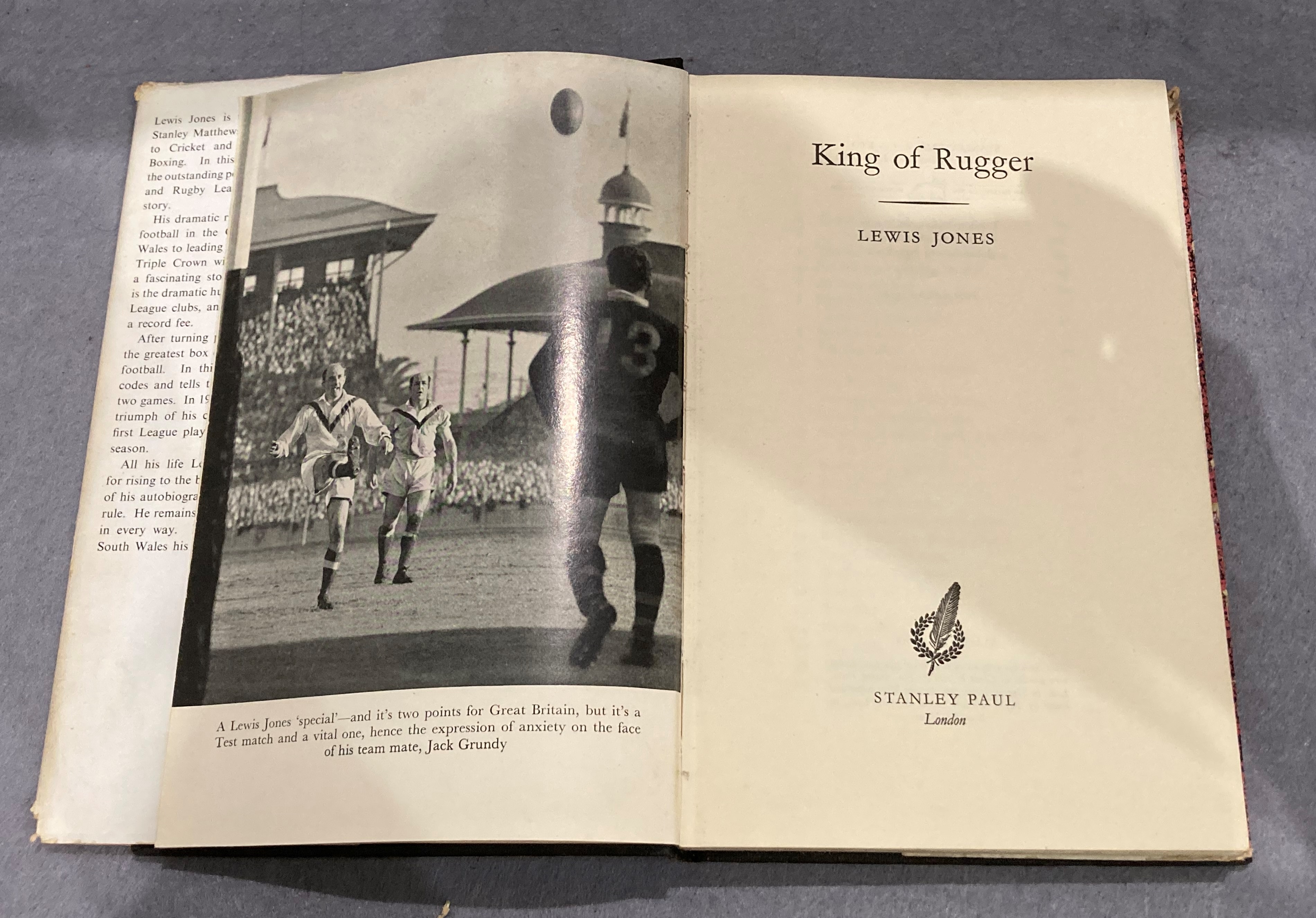 Lewis Jones 'King of Rugger' First Edition 1958 with dust jacket and a personal annotation by Lewis - Image 4 of 5