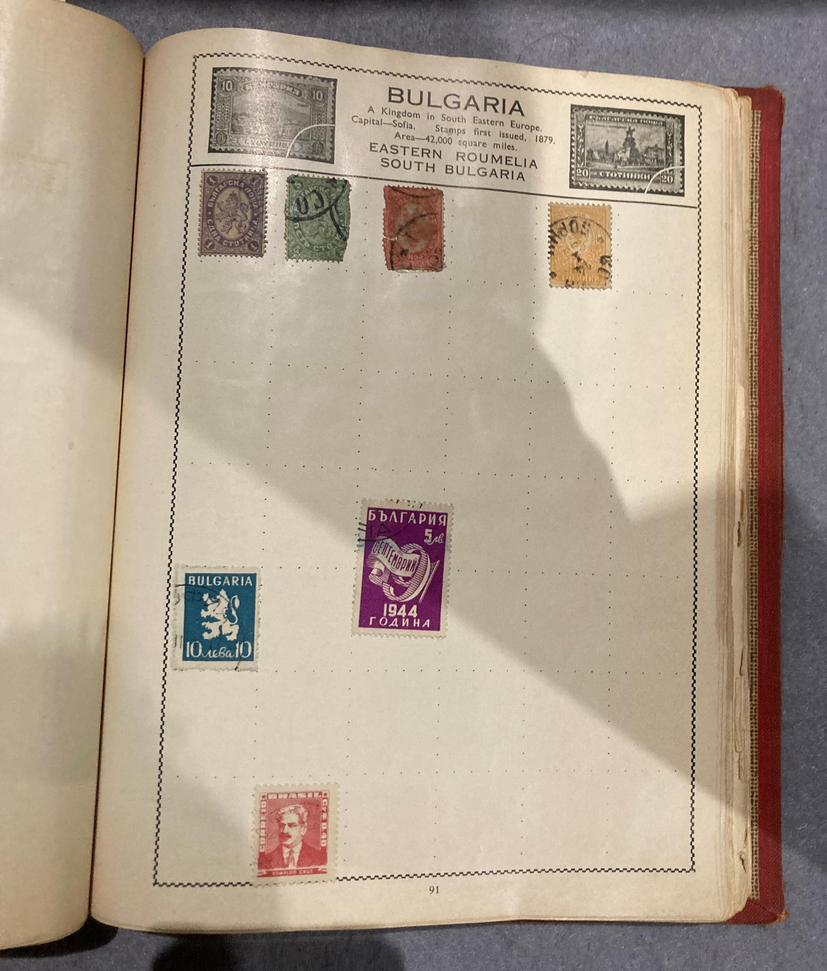 The Movaleaf illustrated stamp album and contents - assorted world stamps and contents to tray - - Image 7 of 7