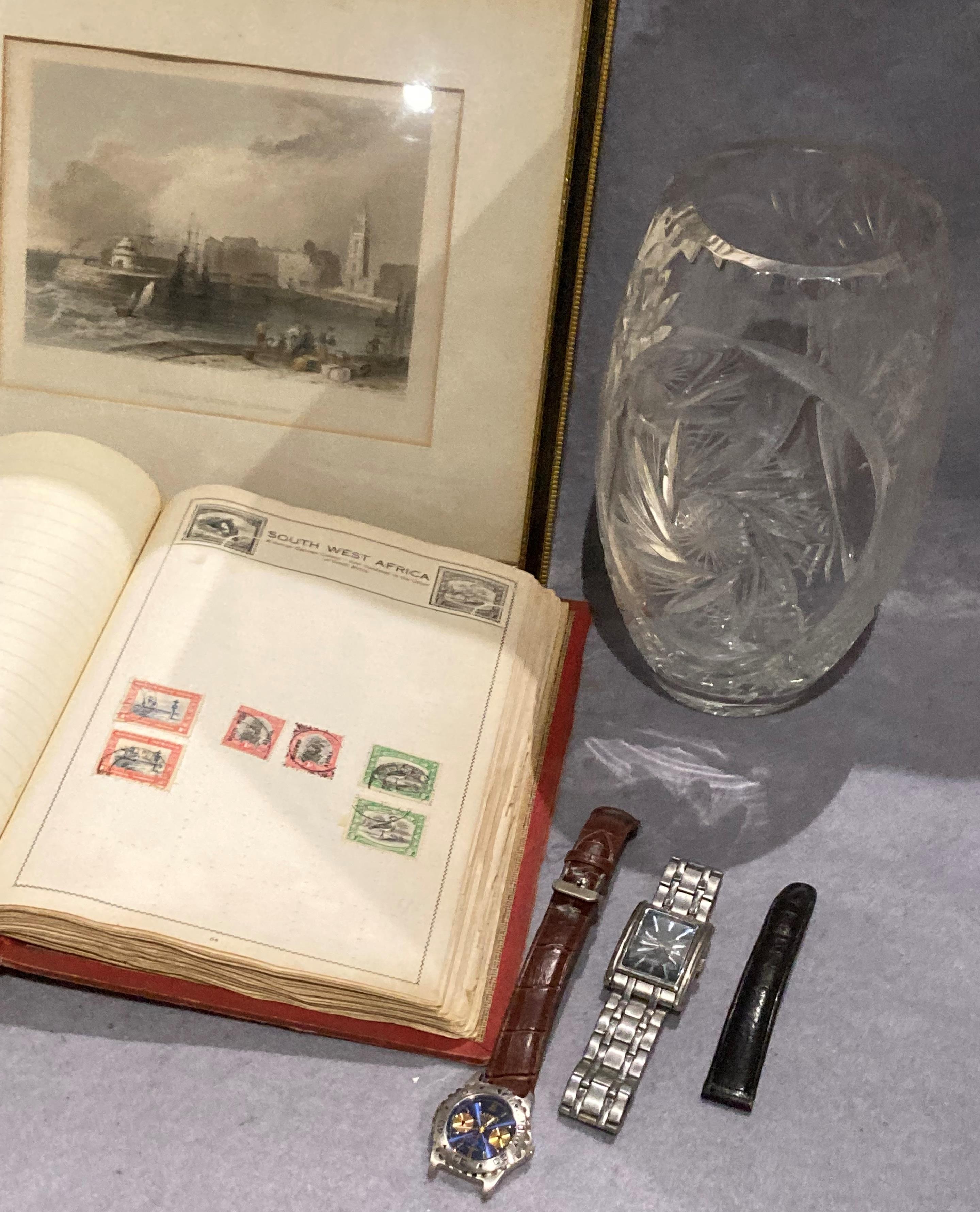 The Movaleaf illustrated stamp album and contents - assorted world stamps and contents to tray - - Image 4 of 7