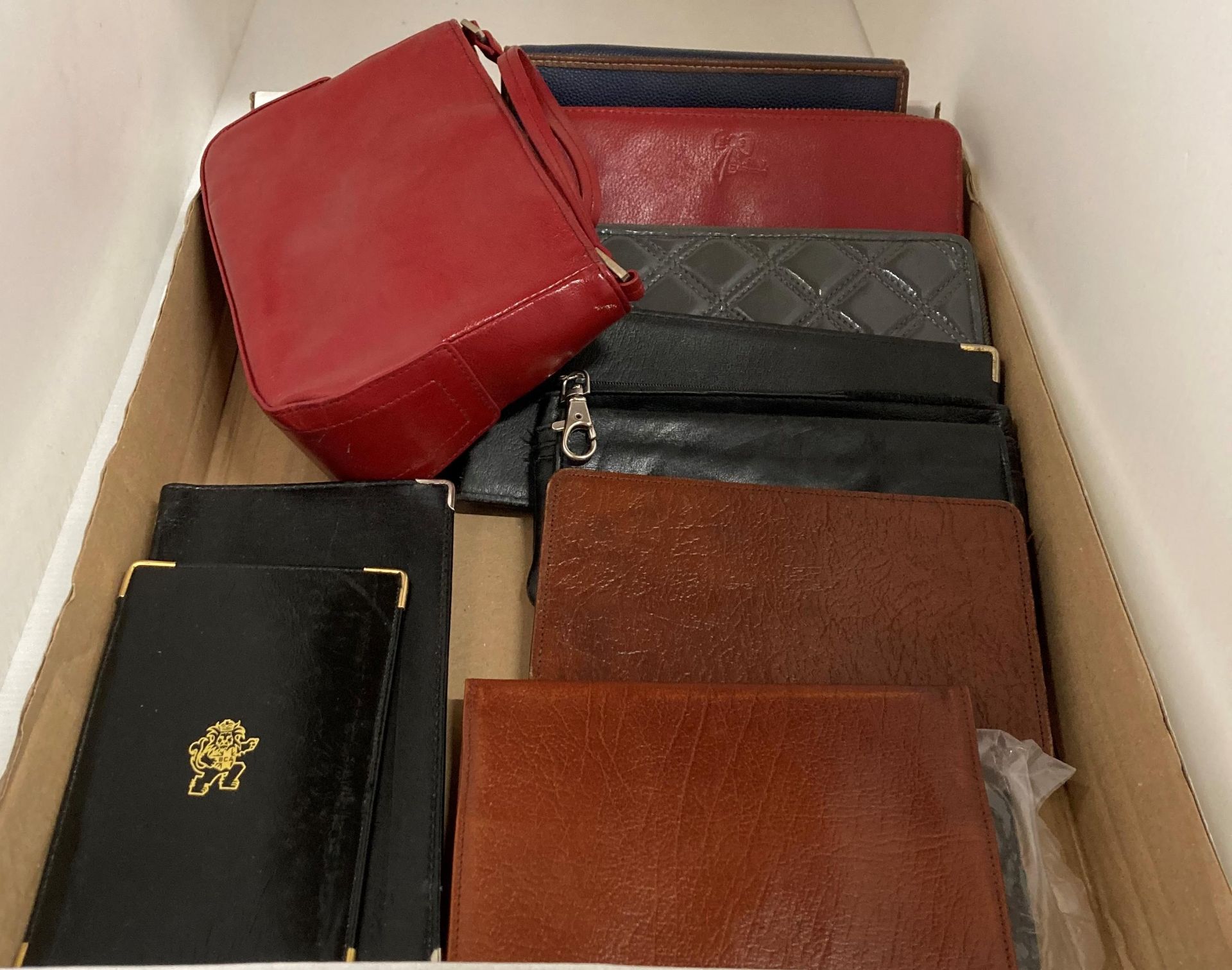 Contents to tray - red handbag and assorted purses, leather pocketbooks, etc.