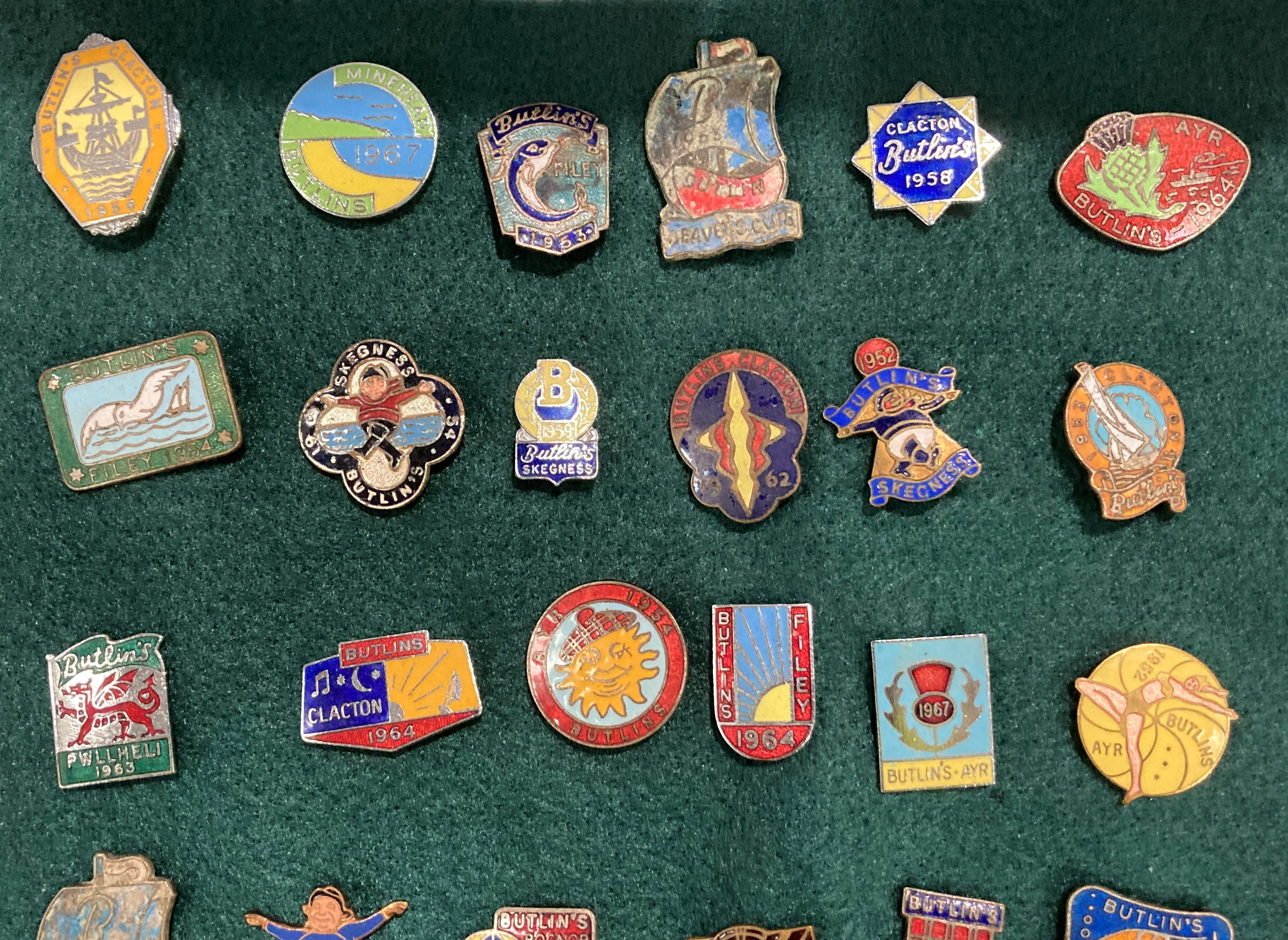 A collection of thirty six vintage Butlins badges - Image 2 of 3