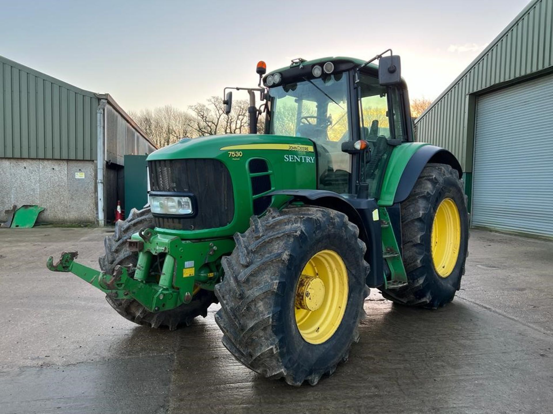 2009 John Deere 7530 Premium 4wd Tractor, approx. 9569 Hours, Reg No.