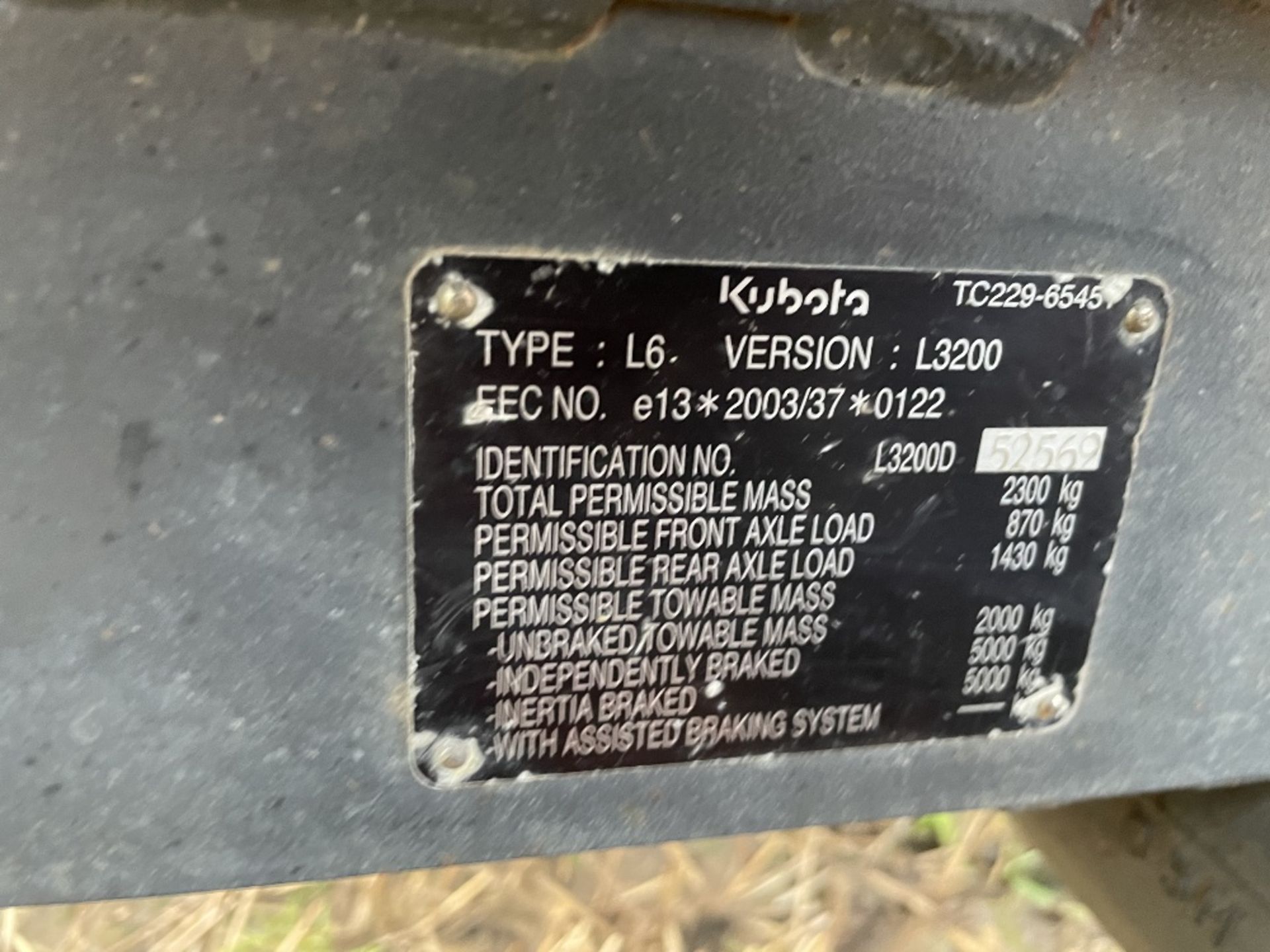 Kubota L3200 4Wd Compact Tractor - AU13 CYC - 2013 - 3 point linkage, PTO, approx. 380 hours. - Image 9 of 9