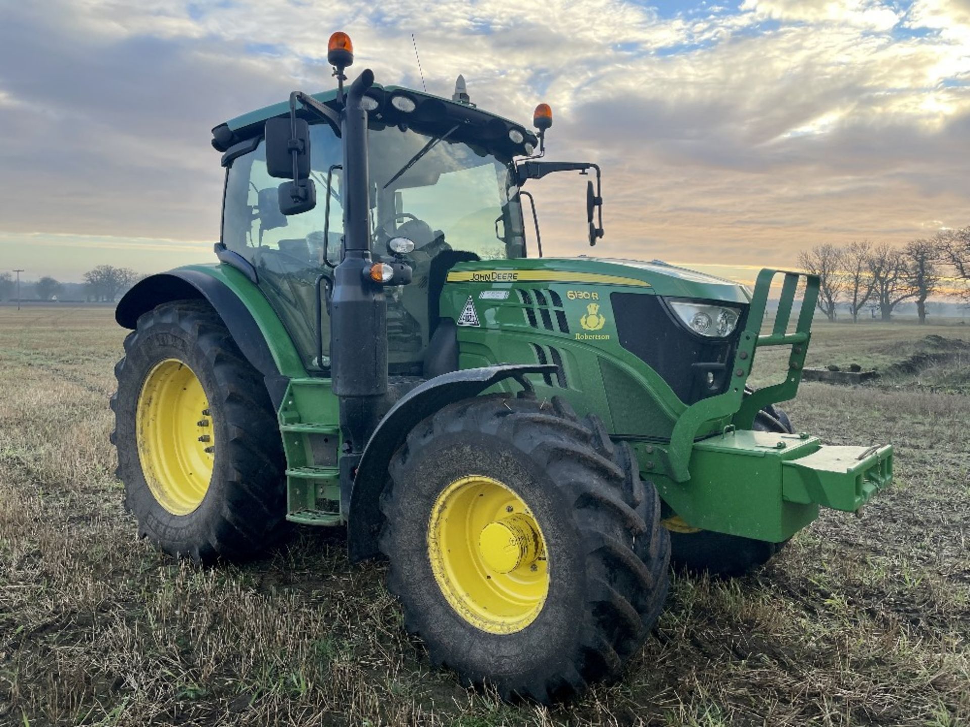 2018 John Deere 6130R 4wd Tractor, approx 1080 hours, Reg No. - Image 3 of 20