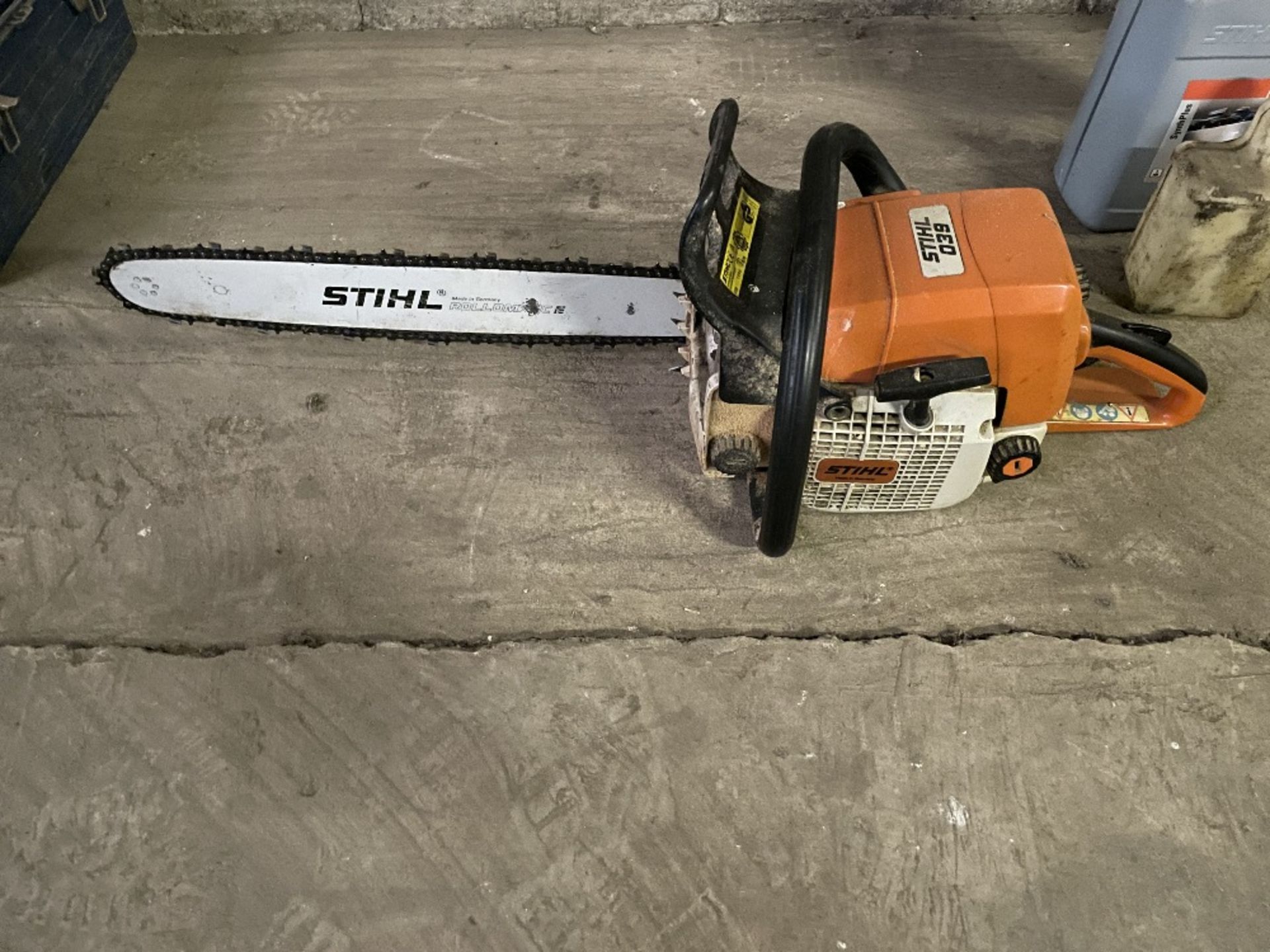 Stihl Chainsaw 039, Chainsaw Oil, - Image 2 of 7