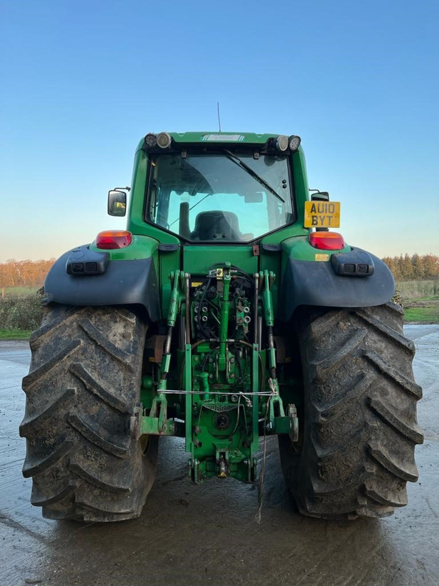 2009 John Deere 7530 Premium 4wd Tractor, approx. 9569 Hours, Reg No. - Image 6 of 9