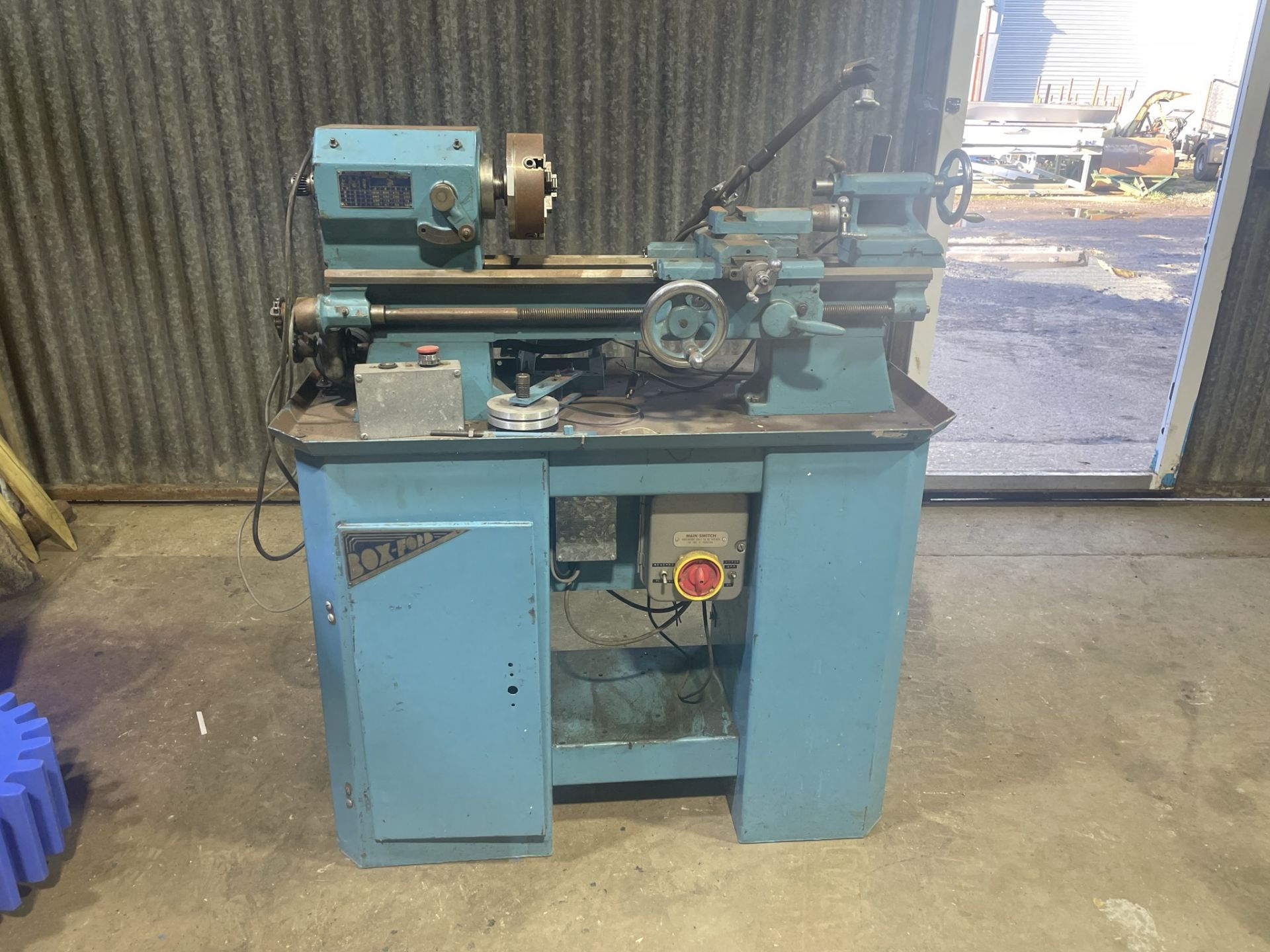 Boxford Lathe - 240V - not tested - Wire for automatic screw needs attention.