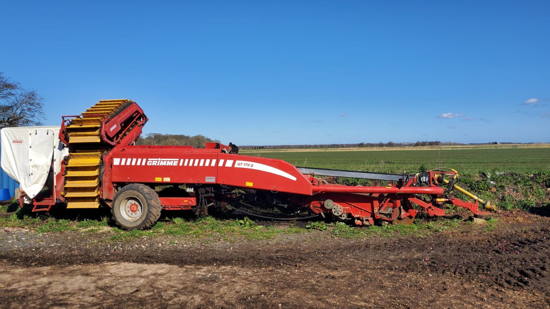 Grimme GT170S trailed 2 row elevator potato harvester and picking table.