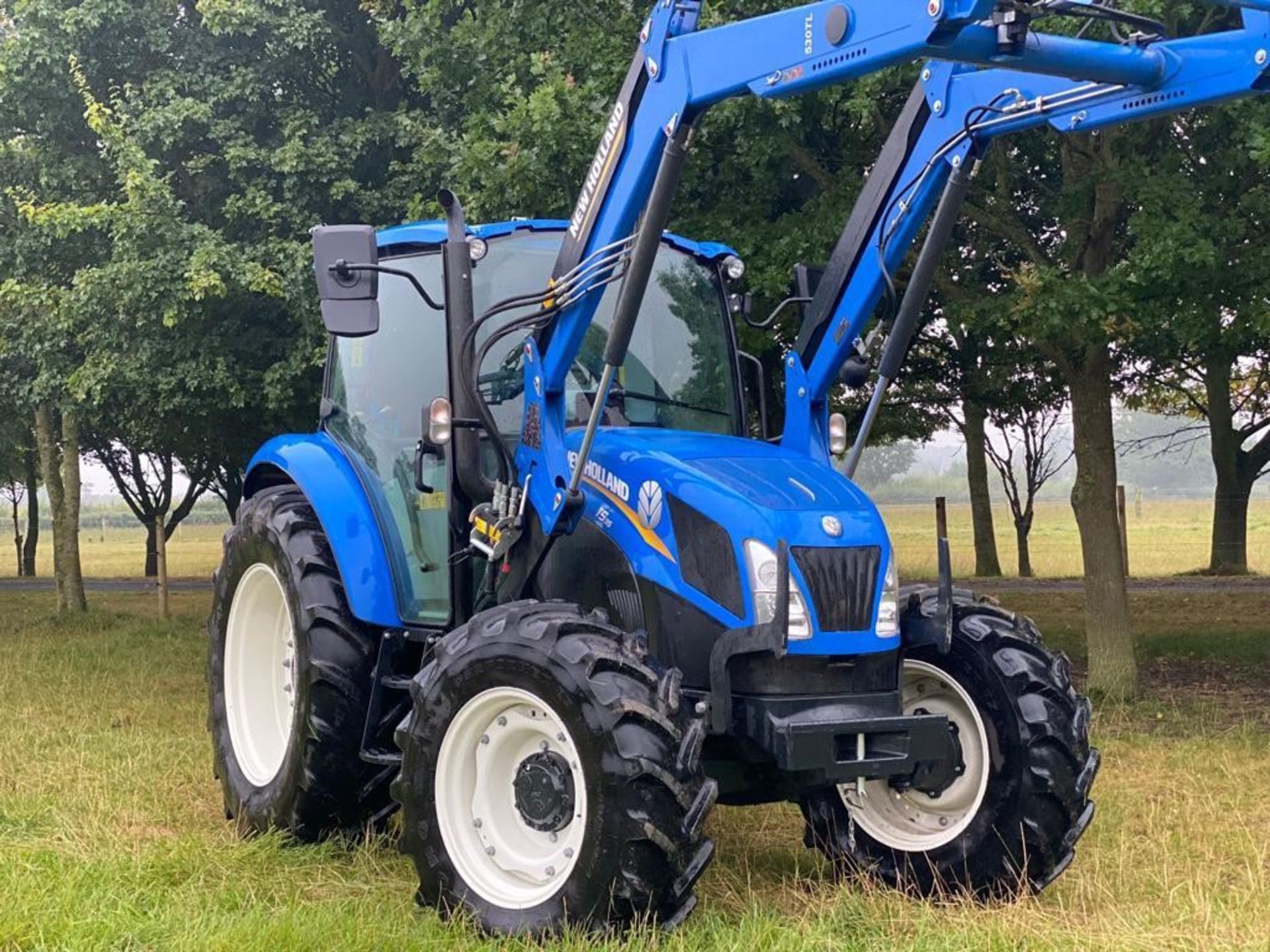 2021 New Holland T5.115 Tractor and New Holland Stoll 530 TL Loader, Approx. 400 hours, Reg No.