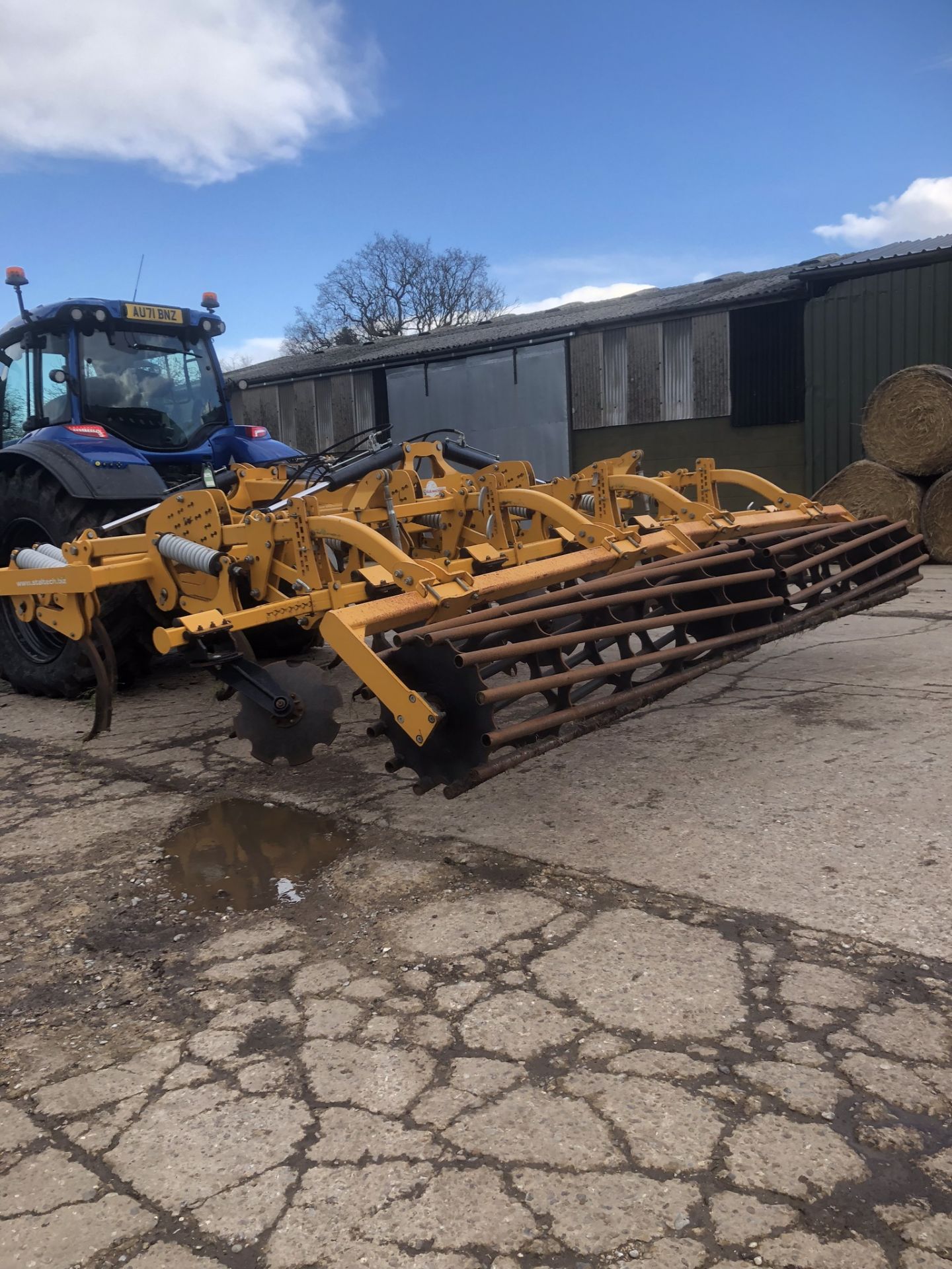 Staltech 5M cultivator, hydraulic folding. Stored near Haddiscoe, Norwich. - Image 5 of 5