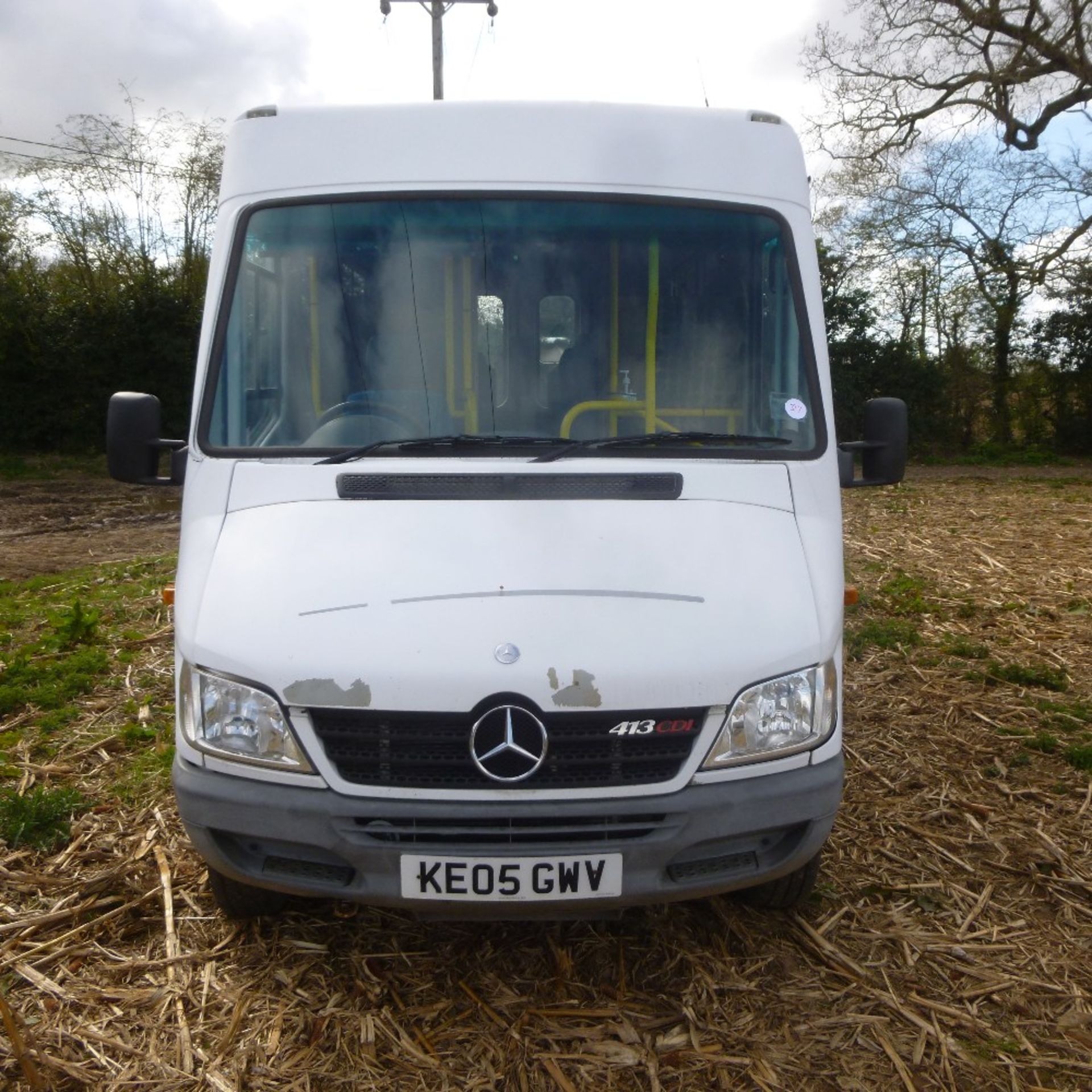 Mercedes 413CDI Sprinter Bus, electric doors, chair lift to rear, MOT until September 2022, - Image 2 of 5