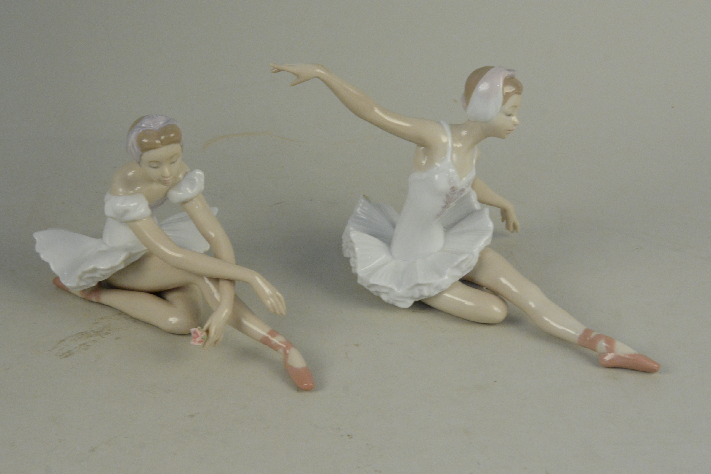 Two boxed vintage Lladro Daisa figurines of ballet dancers, circa 1990's,