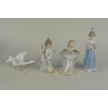 Four boxed vintage Lladro Dasia figurines, circa 1980's/90's including 'Pequeno Ballet Saludo' 17.