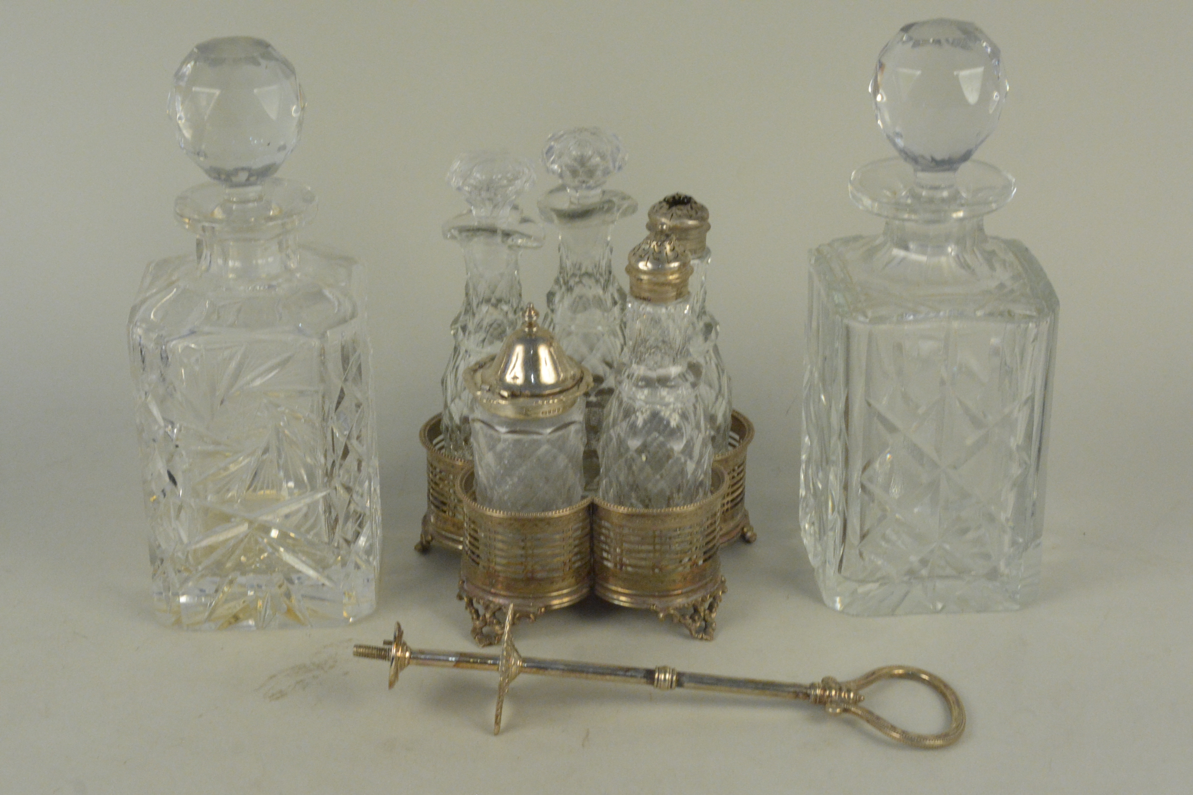 Mixed decanters, - Image 3 of 3