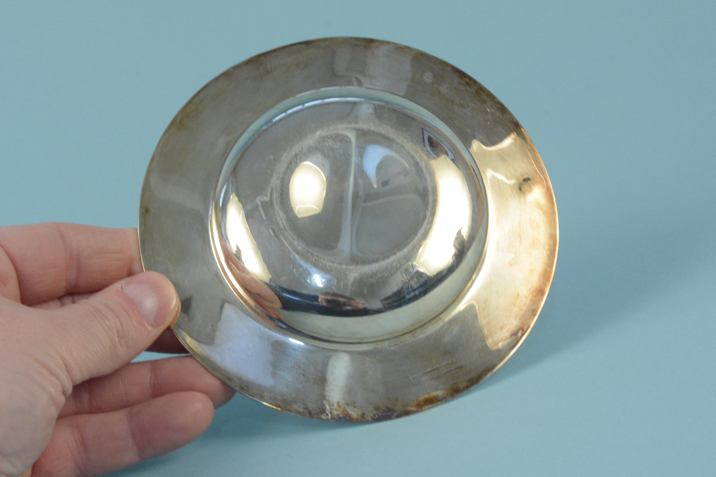 A silver dish, hallmarked Sheffield, maker Richard Carr, - Image 2 of 3